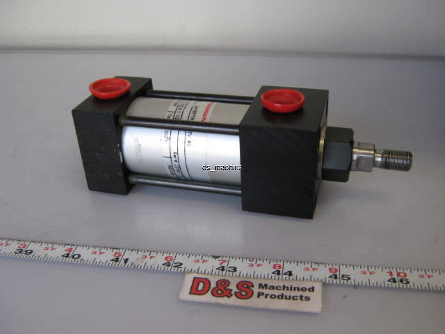 Used Norgren EA1677A1 Pneumatic Cylinder 250 PSI 1 1/2" Bore 1 1/2" Stroke