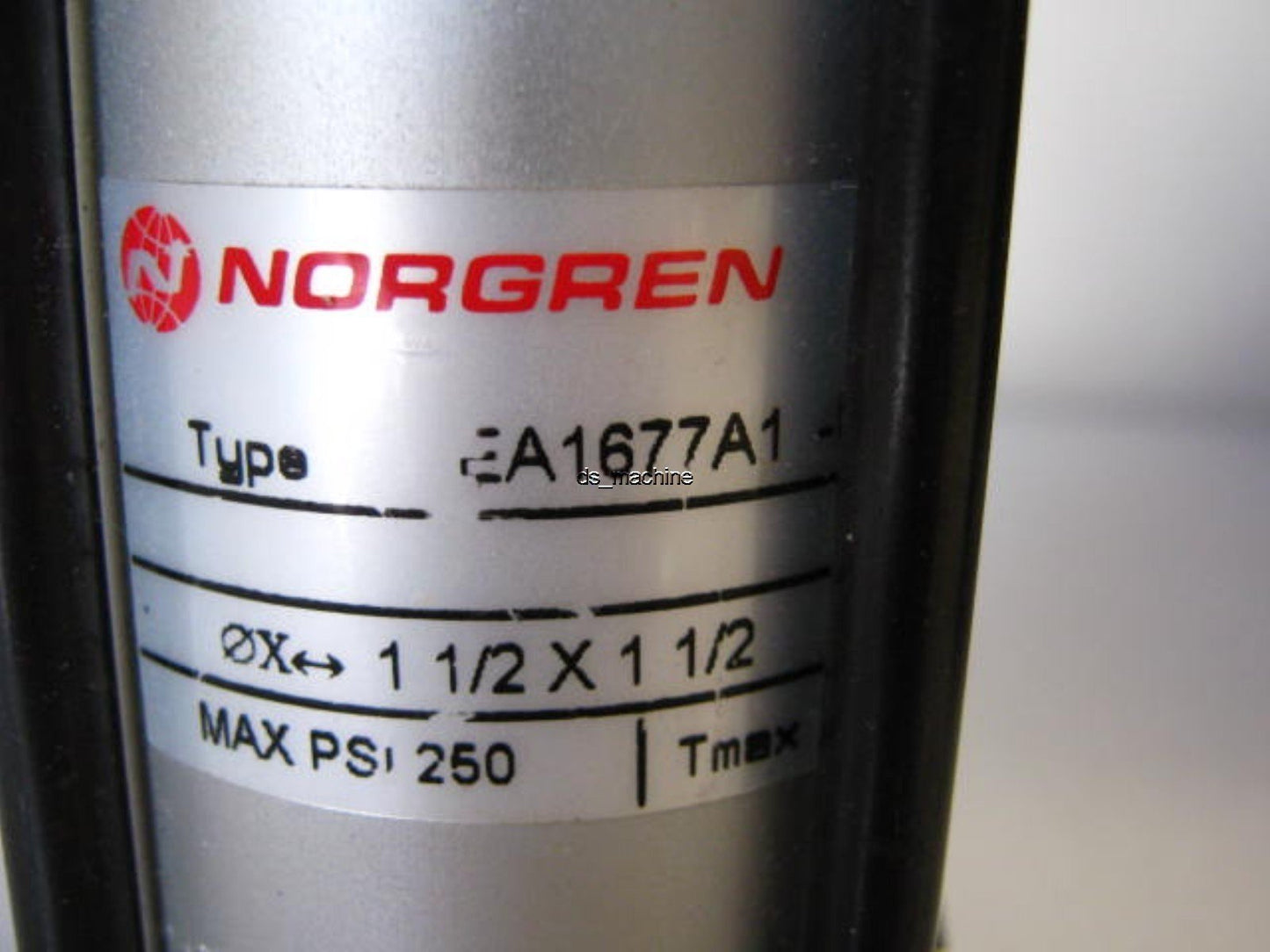 Used Norgren EA1677A1 Pneumatic Cylinder 250 PSI 1 1/2" Bore 1 1/2" Stroke
