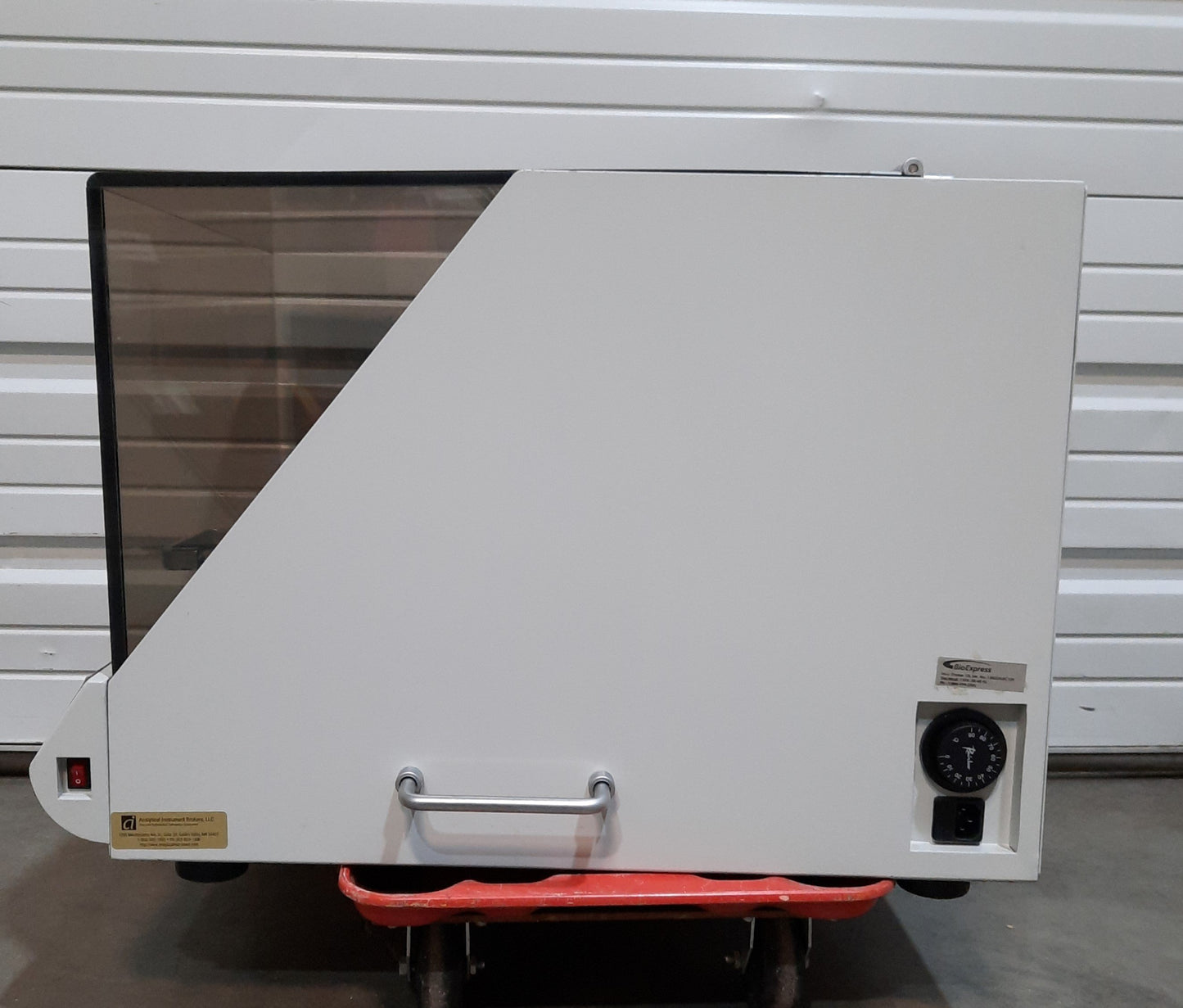 Used Bio Express Incu-Shaker 10L GeneMate Incubated Shaker 18 x 18" 60℃ 300RPM 120VAC