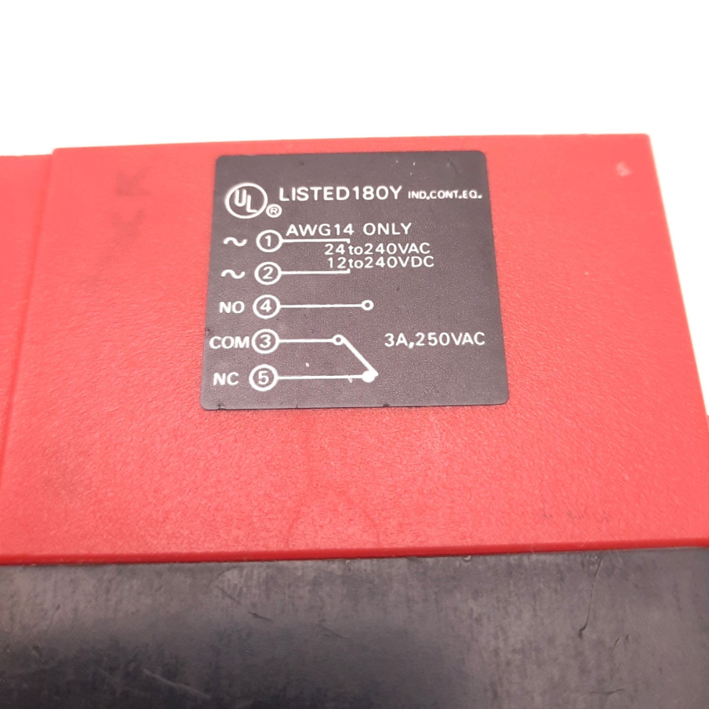Used Square D 9006-PE8PANET Photoelectric Switch 24 - 240v AC, 12 - 240v DC
