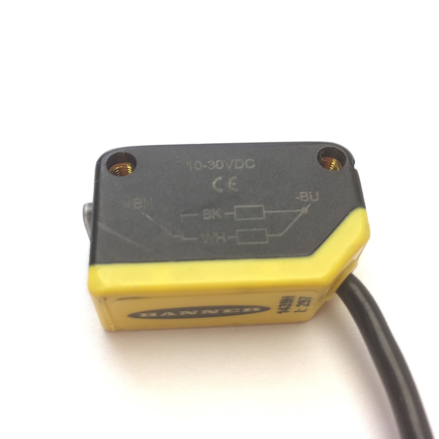 Used Banner Q20PFF100Q5 World Beam Photoelectric Sensor, 100mm, 10-30VDC PNP, 4-Pin