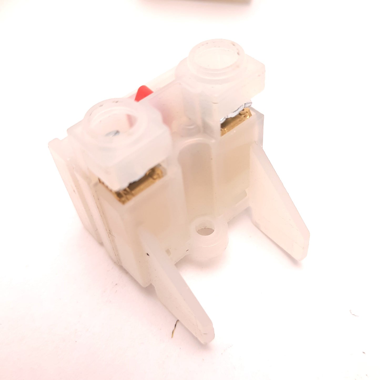 Used Lot of 5 IDEC HW-S01 Contact Block, Single Pole, 10 Amps, 600 Volts, 14-16 AWG