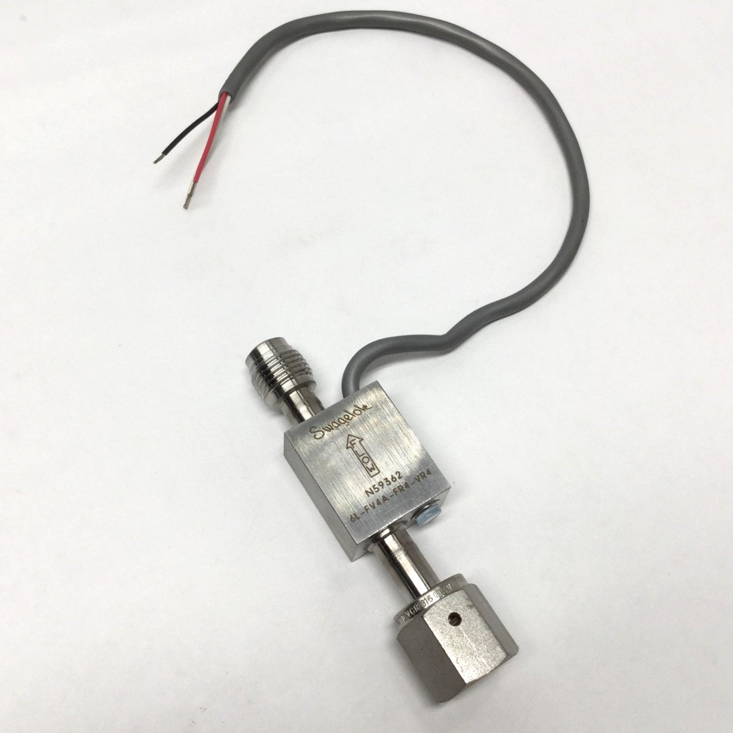 Used Swagelok 6L-FV4A-FR4-VR4 Stainless Vertical Flow Sensor SPDT, 1/4" VCR Fittings
