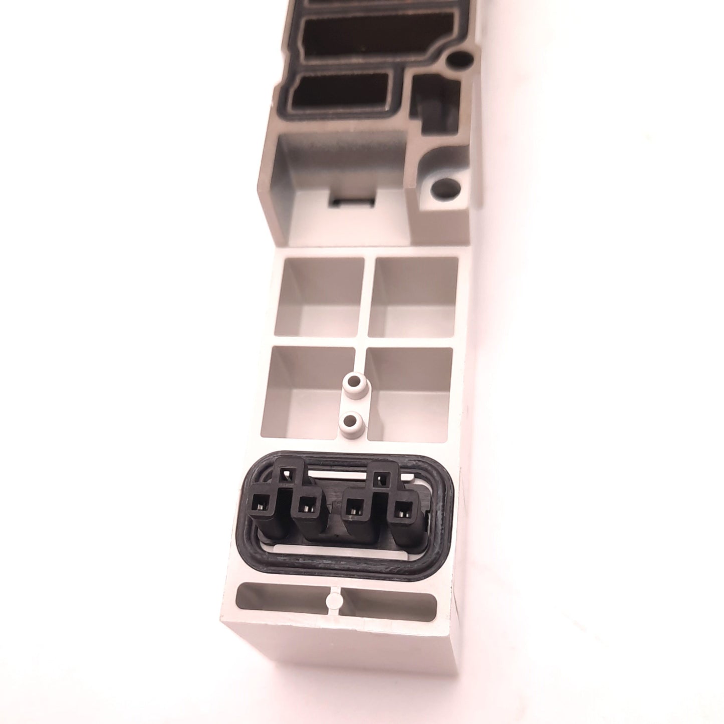 New – Open box SMC VVQ4000-37A-1 Solenoid Shut Off Valve, 0.15 - 1.0MPa (22 - 145 Psi)