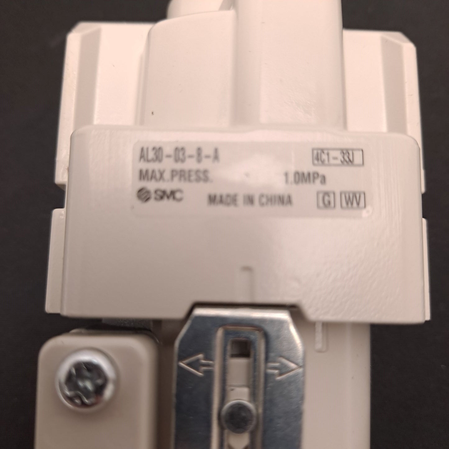 New SMC AL30-03-8-A AL Mass Pro Lubricator 145 PSI 1.0 MPa RC 3/8"