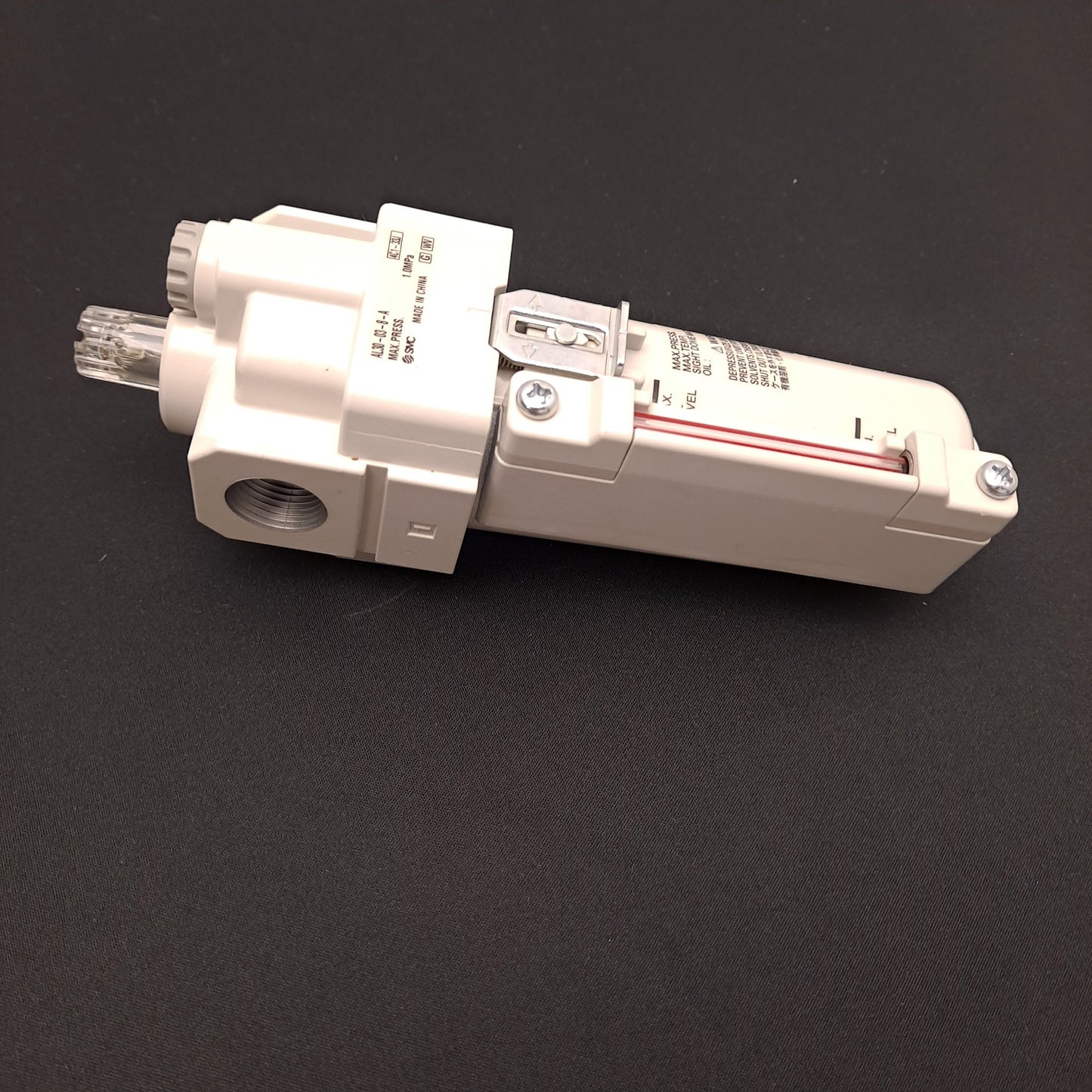 New SMC AL30-03-8-A AL Mass Pro Lubricator 145 PSI 1.0 MPa RC 3/8"