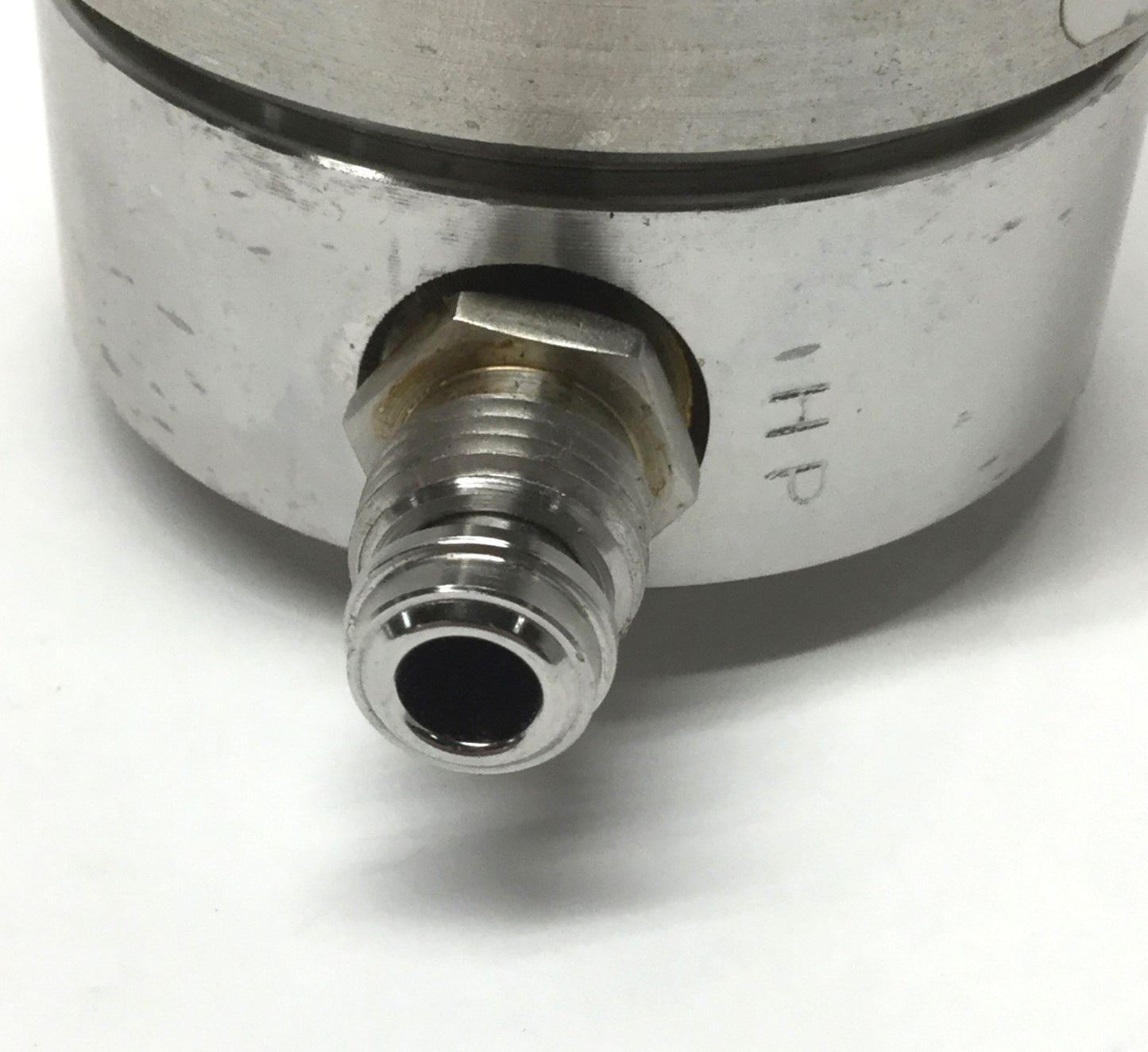Used APTECH AP1910SM 2PW MV4 MV4 Diaphragm Regulator 2-100psi, 2-Port, 1/4" Face Seal