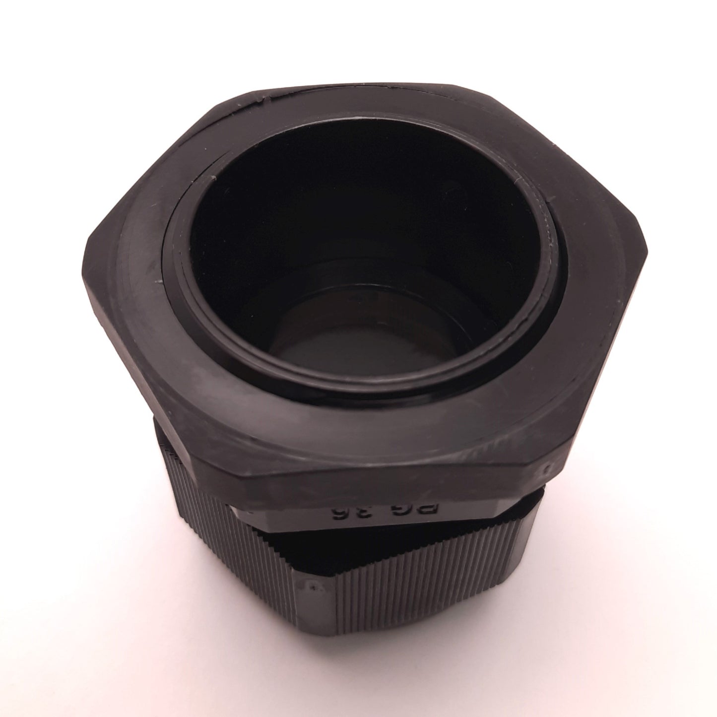 New – Open box Lot of 3 Mencom PCG-36-B Cable Gland Entry, 22-32mm Cable, Bushing Grip, PG-36