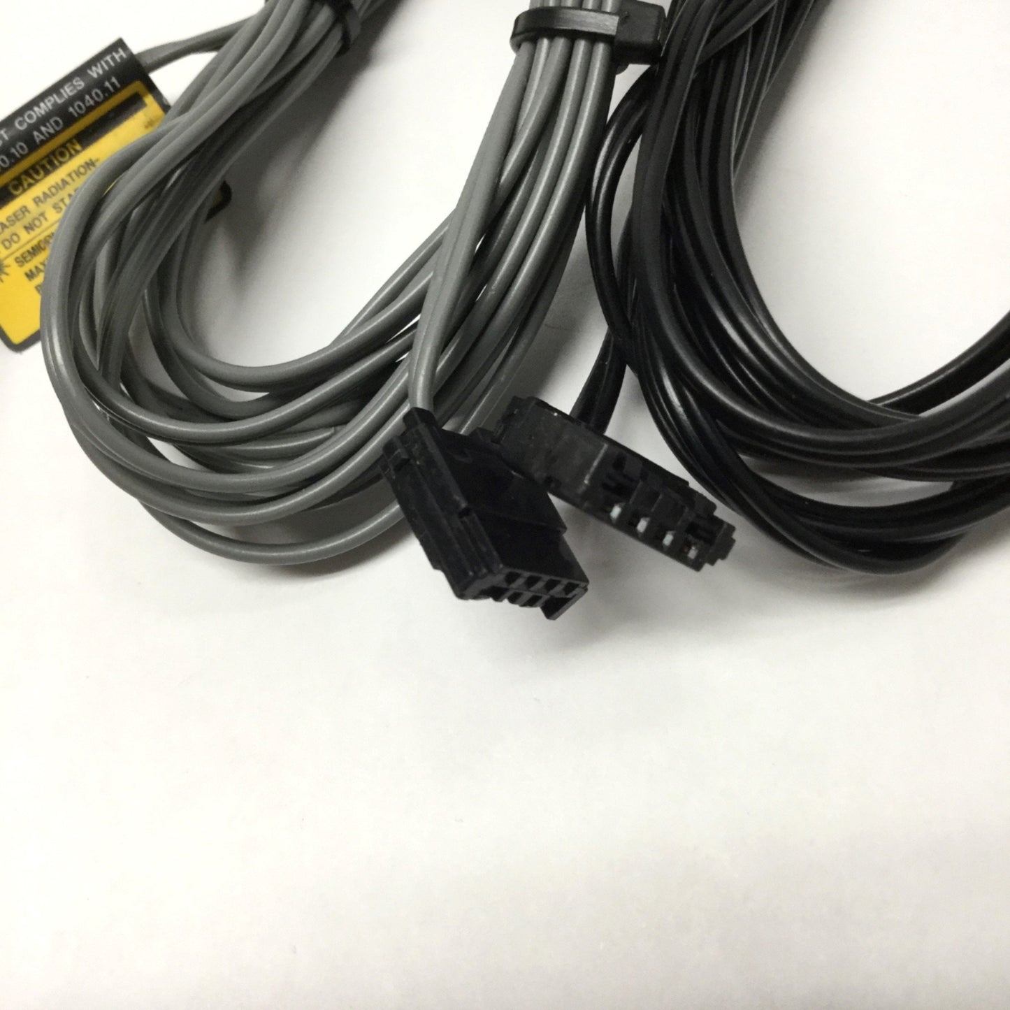 Used Keyence LV-H300 Area Laser Sensor Head Receiver & Transmitter 30mm Wide x 2000mm