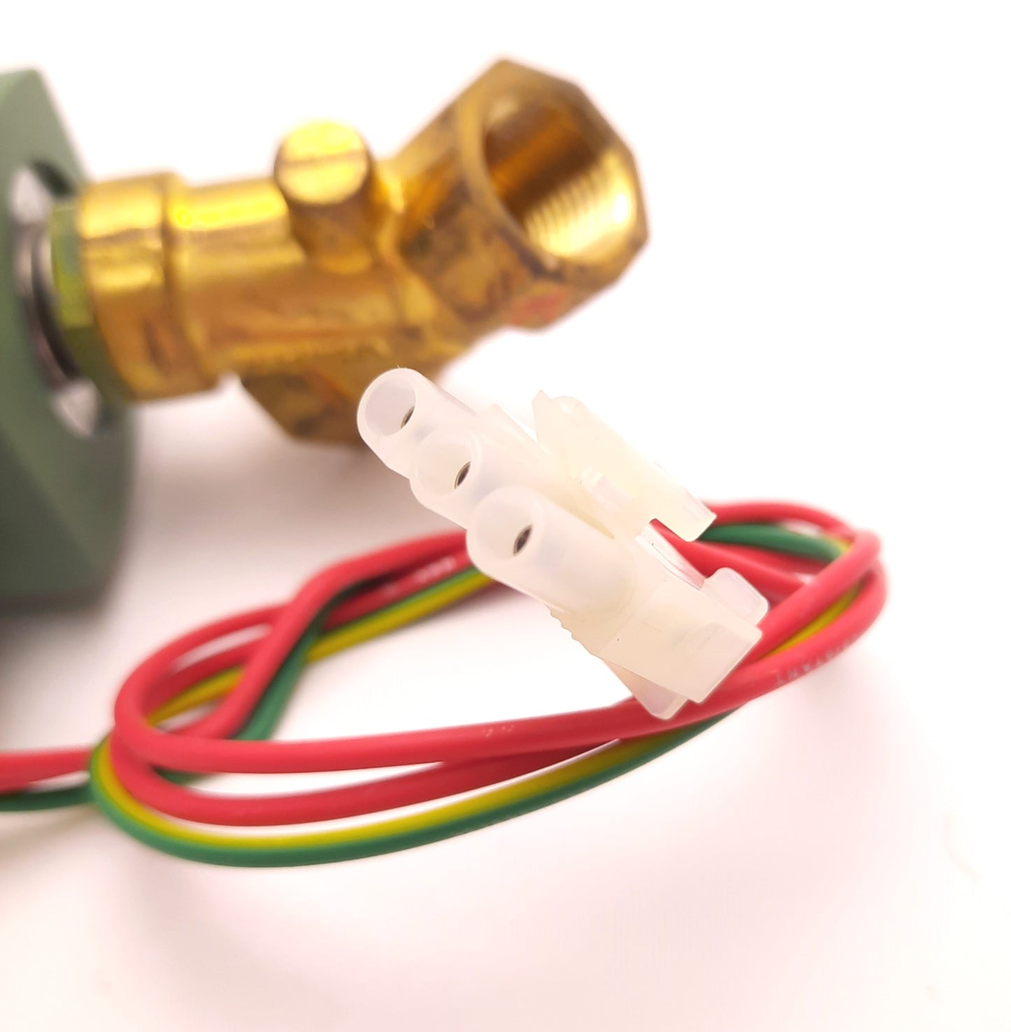 Used ASCO 8030G17 Brass Solenoid Valve 1/2" Pipe, 15 Psi Air/Water, 16.1 Watts