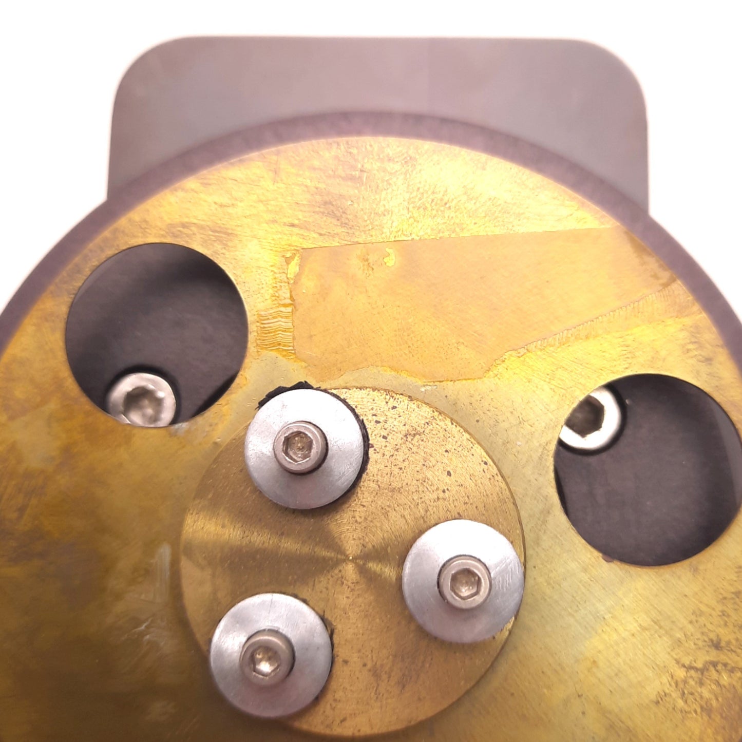 Used Motorized Optical Shutter, 5/8" Aperture, 12v Dc, 3 Inch Mounting C2C