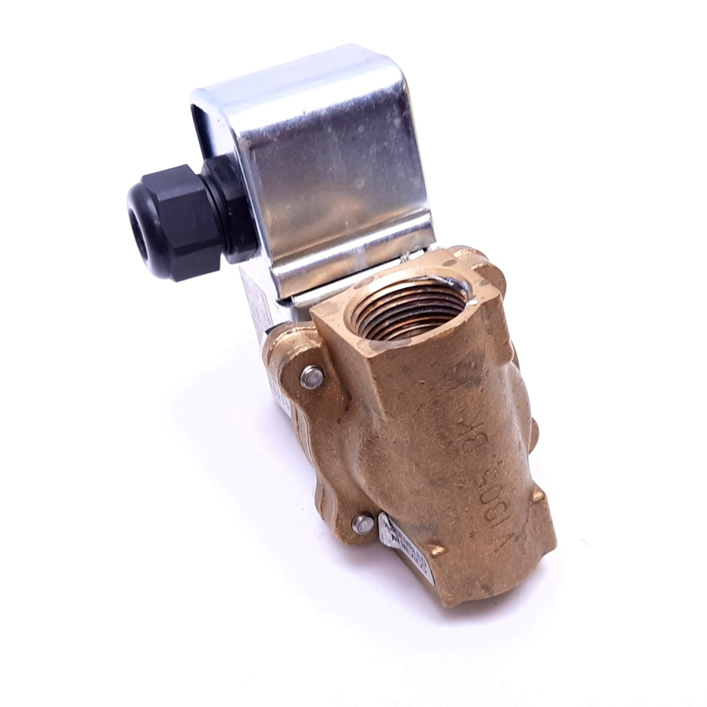 Used Dayton 3PU18 Solenoid Valve, 2-Way, Coil: 24VDC 4W, Ports: 3/4" NPT