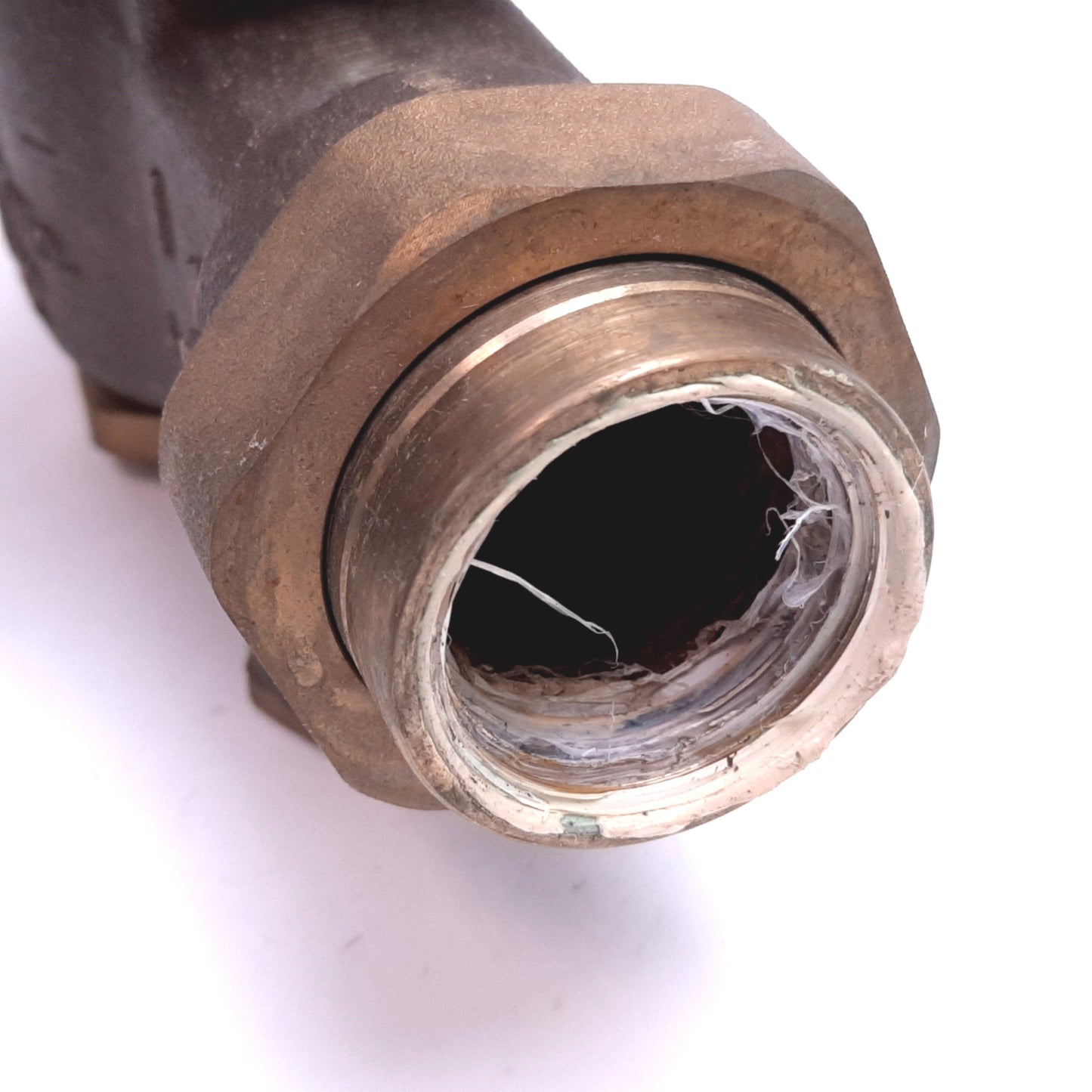 Used Watts U5B-Z3 Water Pressure Reducing Valve, 1" NPT, Range: 25-75psi, 300psi Max