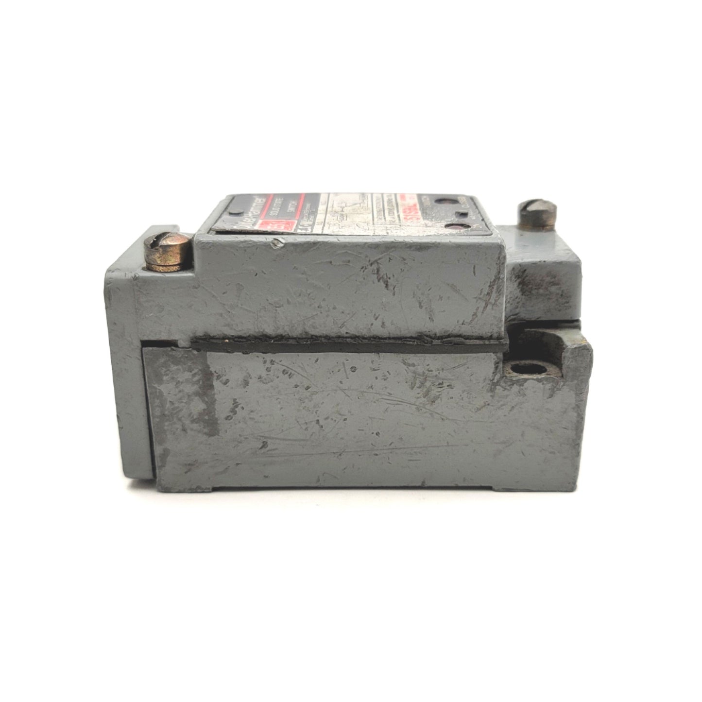 Used Cutler Hammer E51SBL Photoelectric Sensor Body W/E50RA Receptacle 20-120VAC