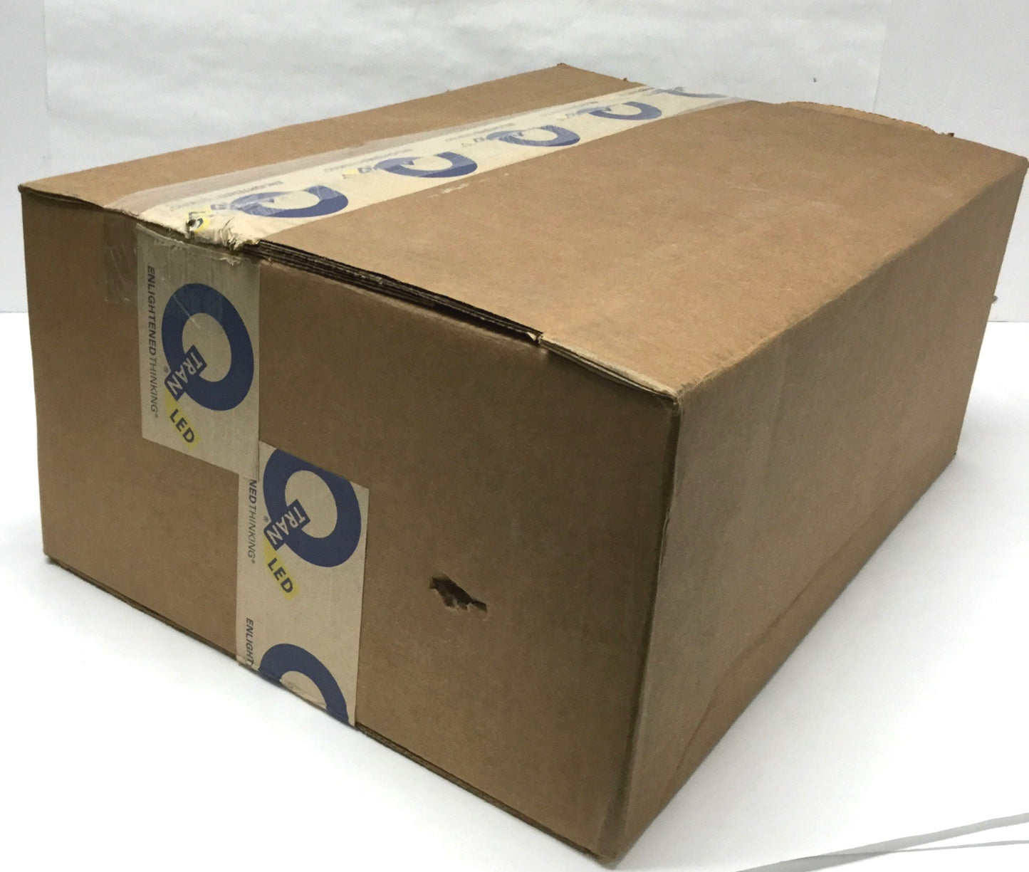 New Q-Tran QOM-eLED-200 LED Driver Lighting Control, 120VAC, Non-Dimming, 24VDC 200W