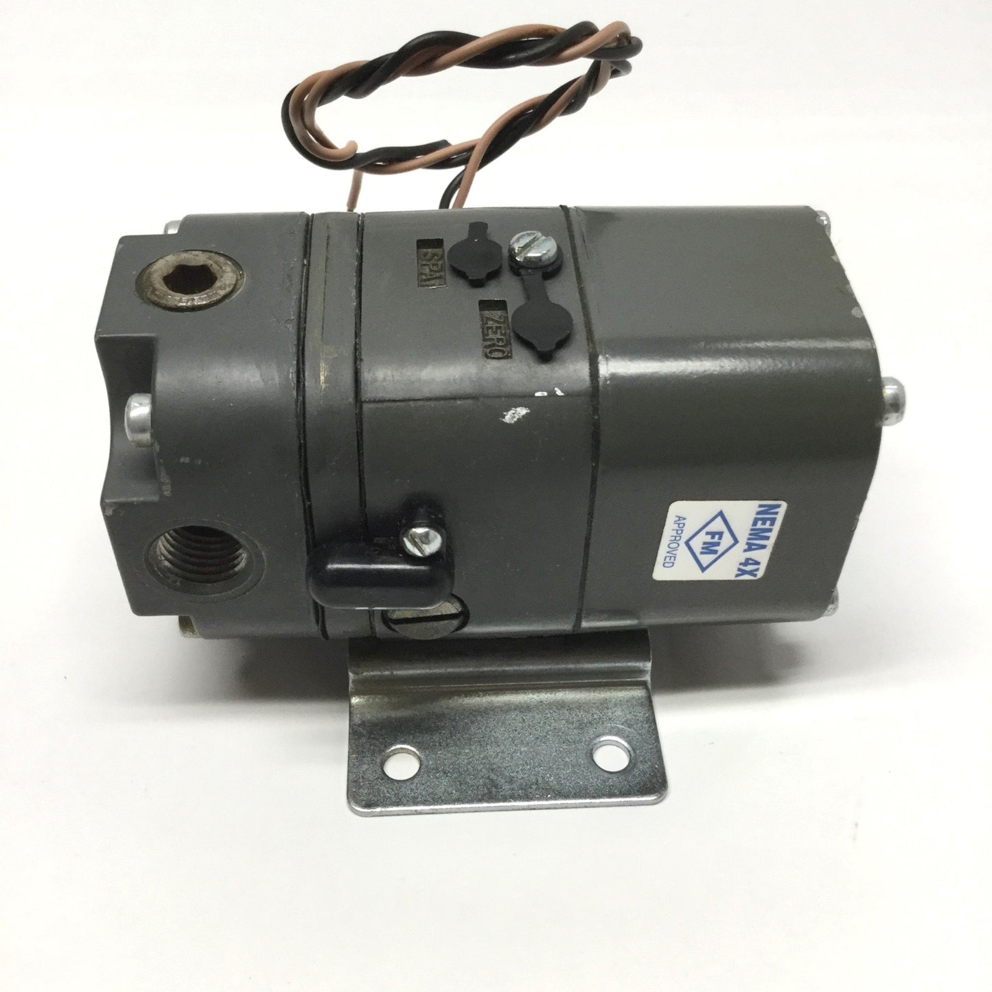 Used Control Air Type 500X E/P Electropneumatic Transducer, 0-10V, 3-120psi, 1/4" NPT