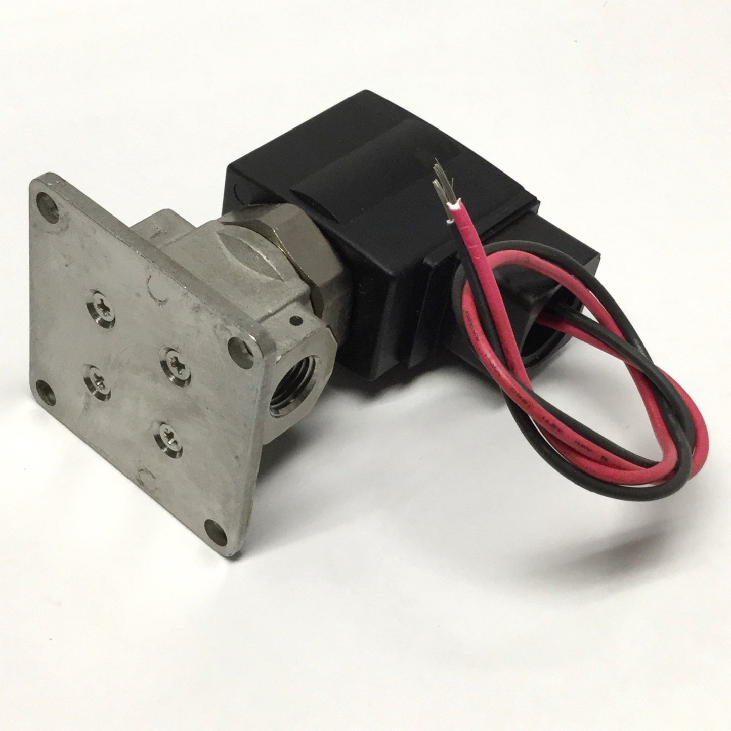 Used SMC VX3244HZ-02N-5C1-B 3-Way Media Solenoid Valve 1/4" NPT 24VDC Coil, Oil/Water
