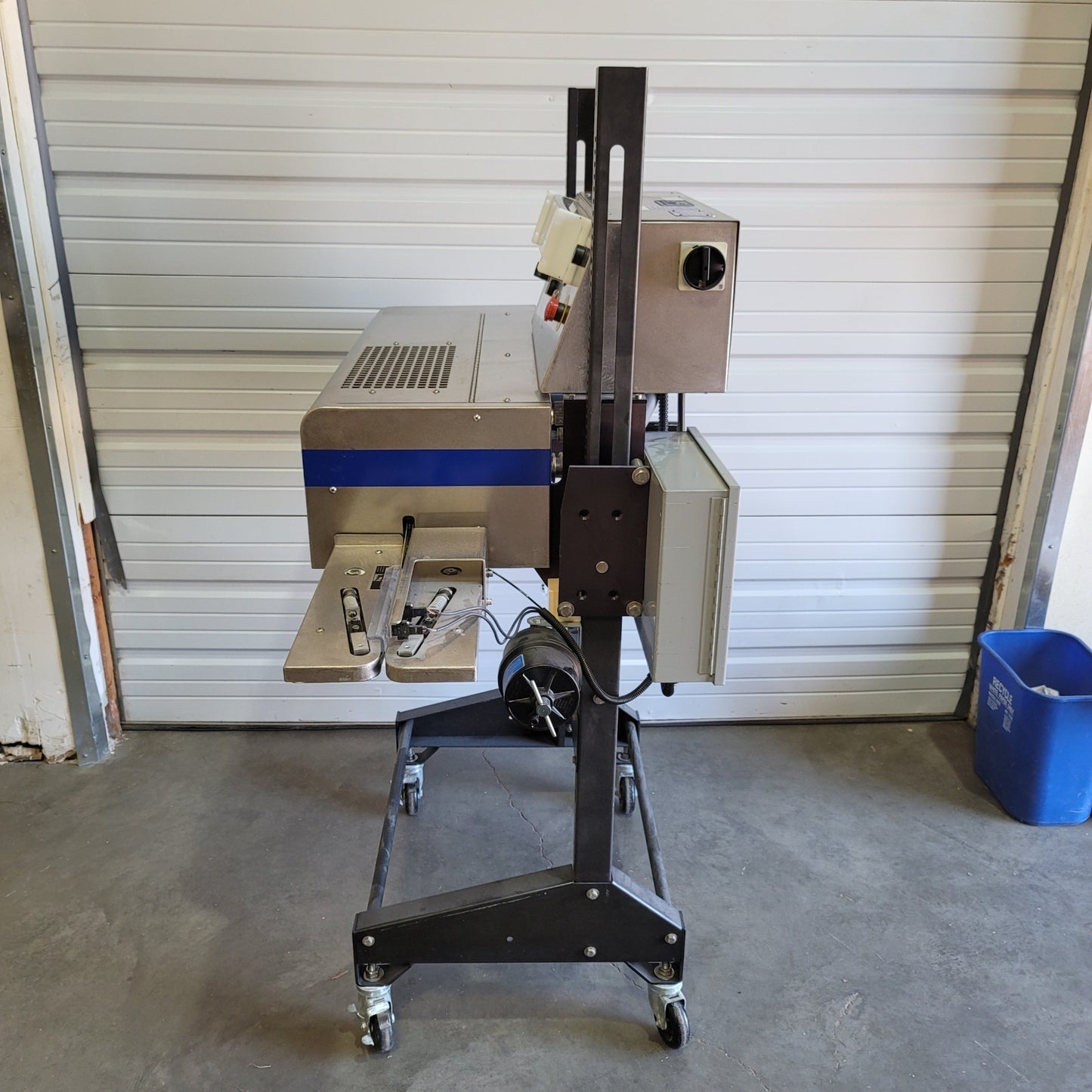 Used DOBOY SIG B-500M Medical Grade Continuous Band Sealer 1000ipm, 1/4" Seal, 115VAC