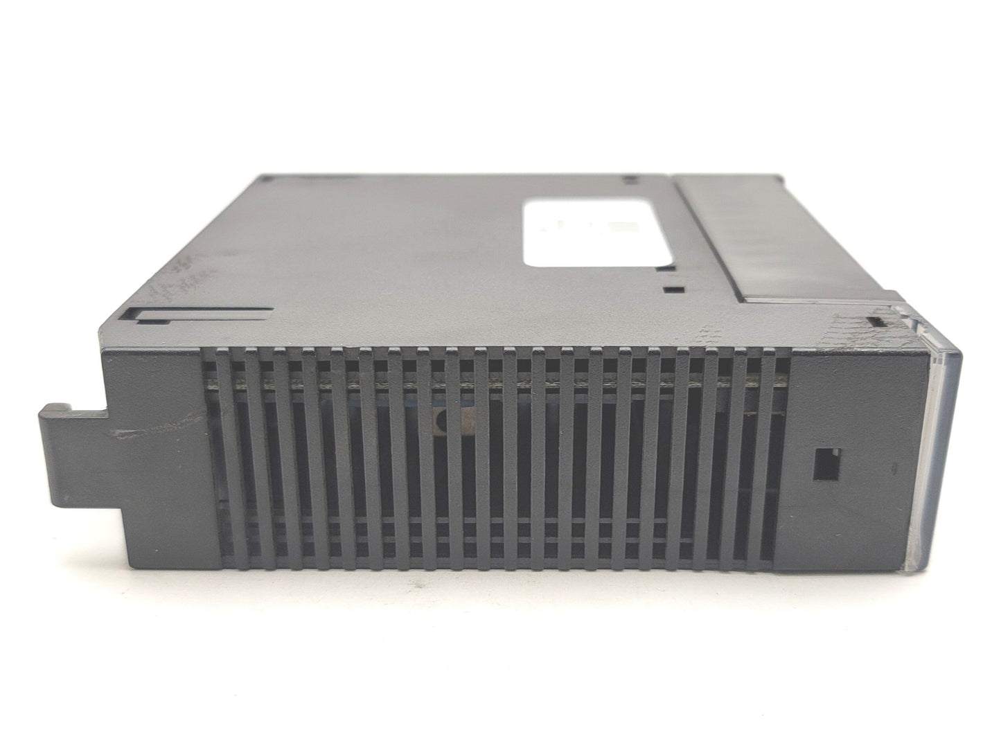 Used GE Fanuc IC693MDL740E Series 90-30 PLC Output Module, 12/24VDC 0.5A, 16-Point