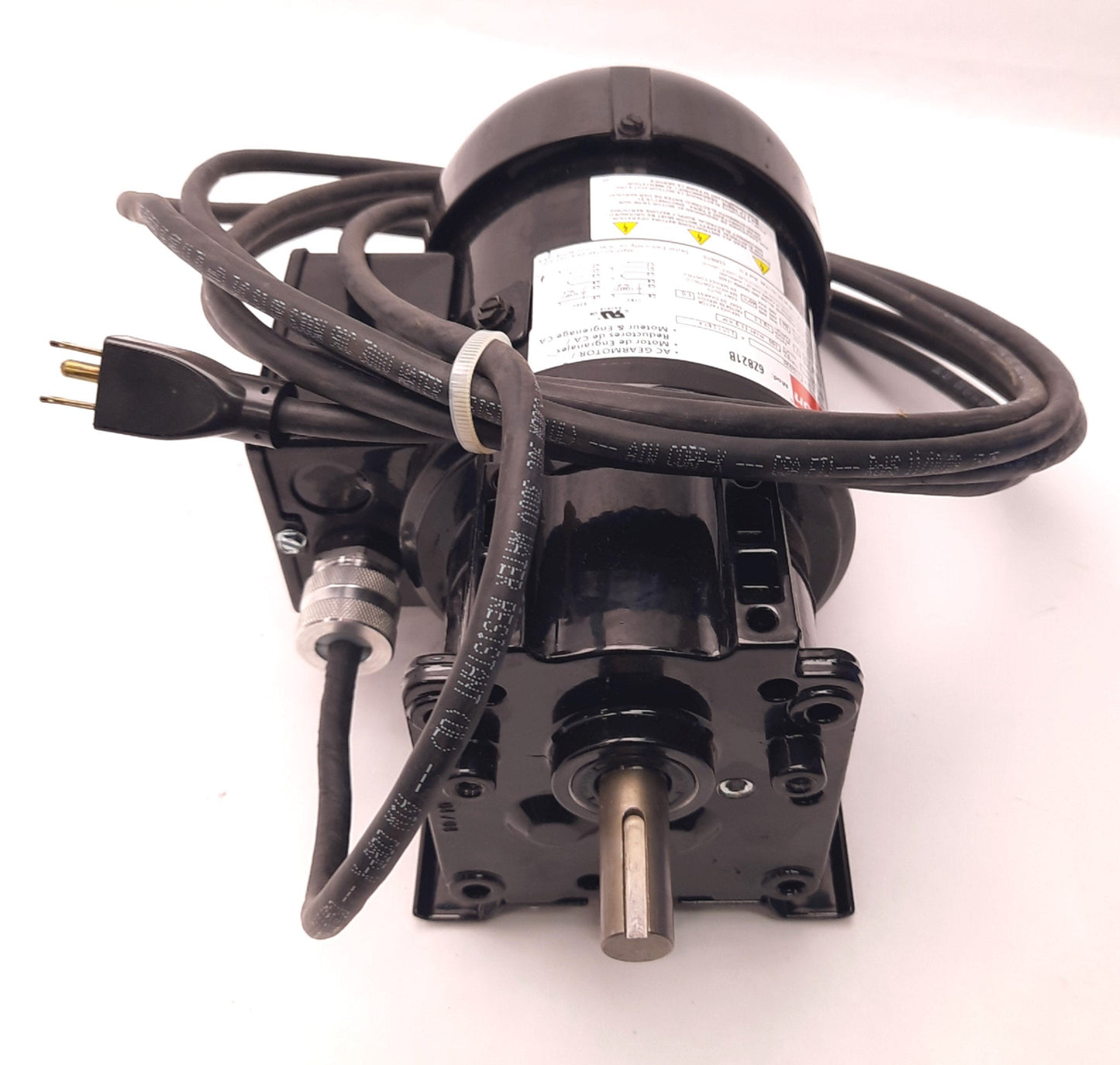 New – Open box Dayton 6Z821B AC Gearmotor 19.1:1 Ratio 1/6HP 100inlb 93RPM 5/8" Shaft 115/230V