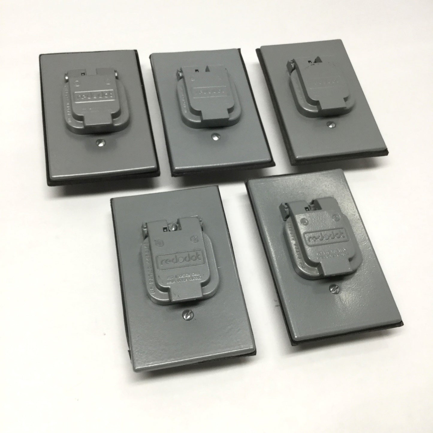Used Lot of 5 Red Dot CCVS 1-Gang Wet Location Weatherproof Outlet Cover w/ Sockets