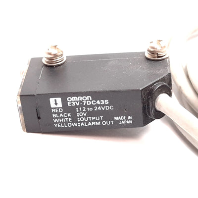 Used Omron E3V-7DC43S Photoelectric Sensor, Adjustable Sensing, 12-24VDC, 4-Wire