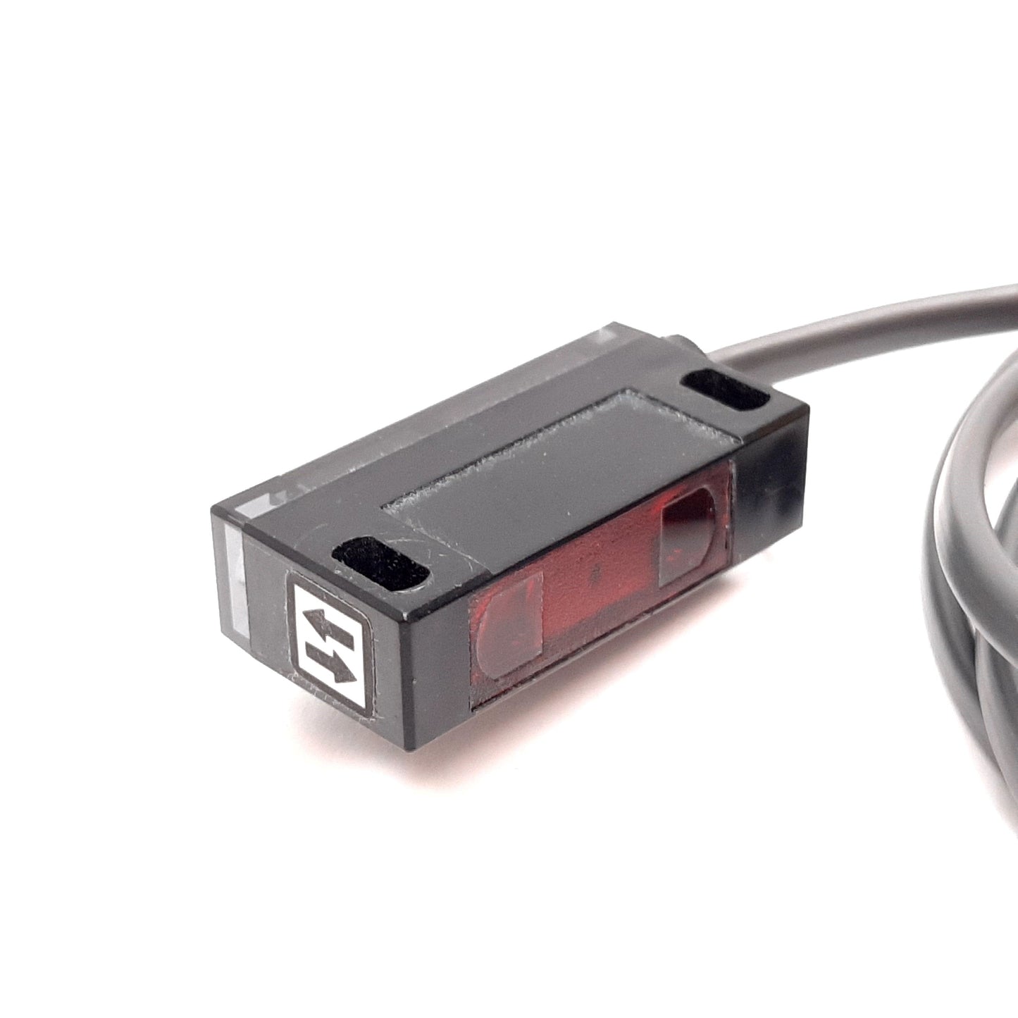 Used Omron E3C-LS3R Photoelectric Sensor, Convergent Reflective, 30mm, Red LED 680nm