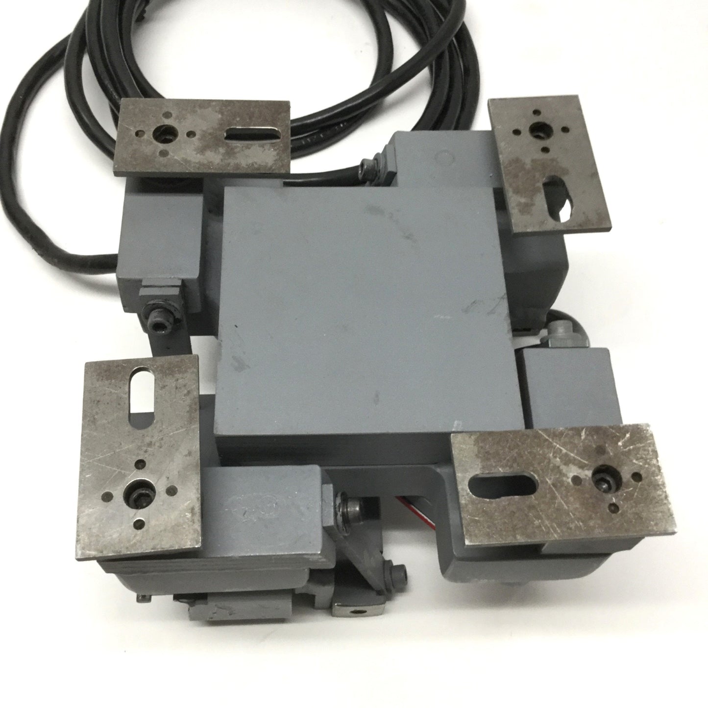 Used Service Engineering 6" CCW Base for Vibratory Feeder Bowl 115VAC 60Hz 0.4A