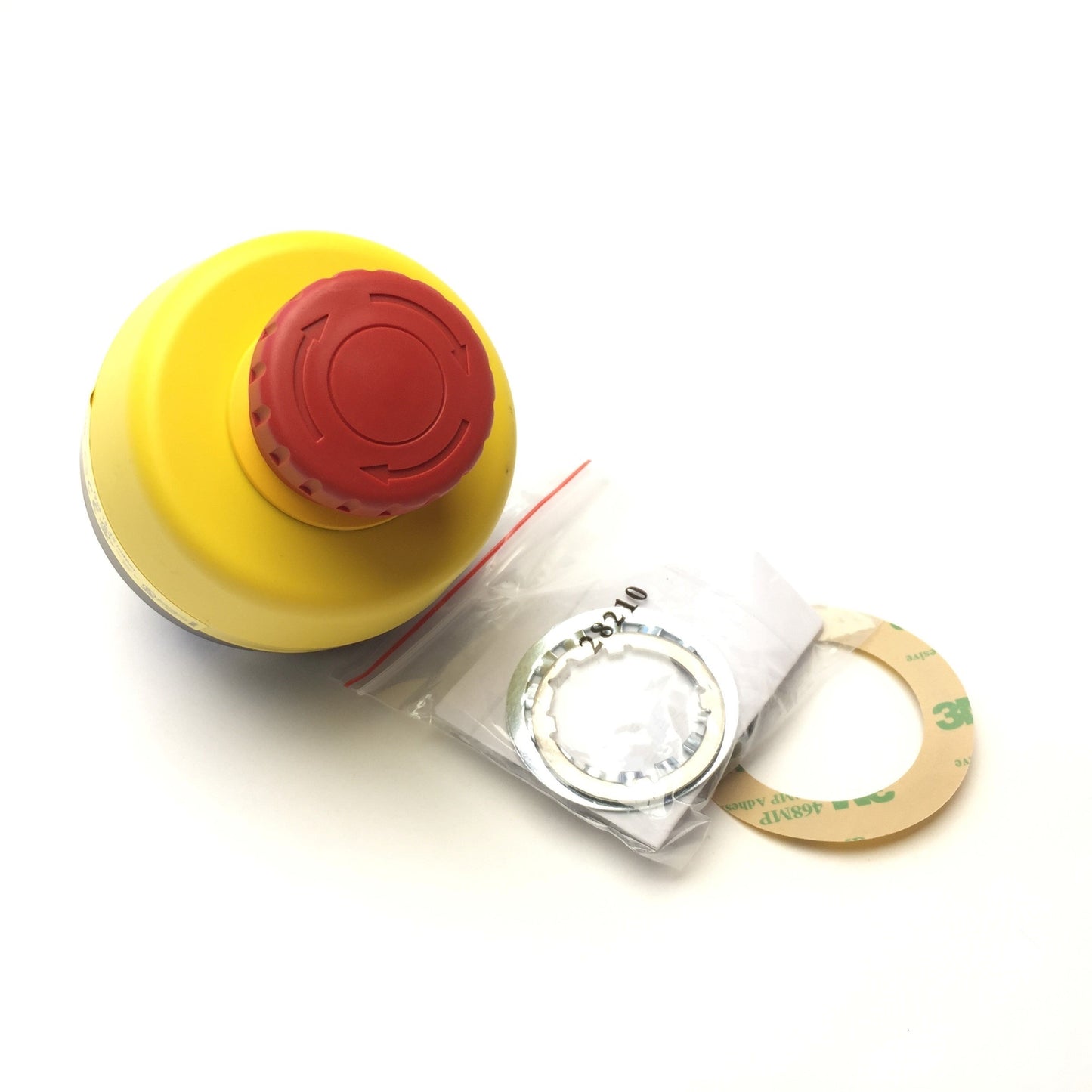 New Banner SSA-EB1P-02ECQ5B Emergency Stop Button 30mm Mount 25301, 2xNC, 2A @ 30VDC