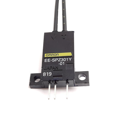 Used Omron EE-SPZ301Y-01 Fiber Optic Sensor, Reflective, 1-3mm, 5-24VDC, NPN