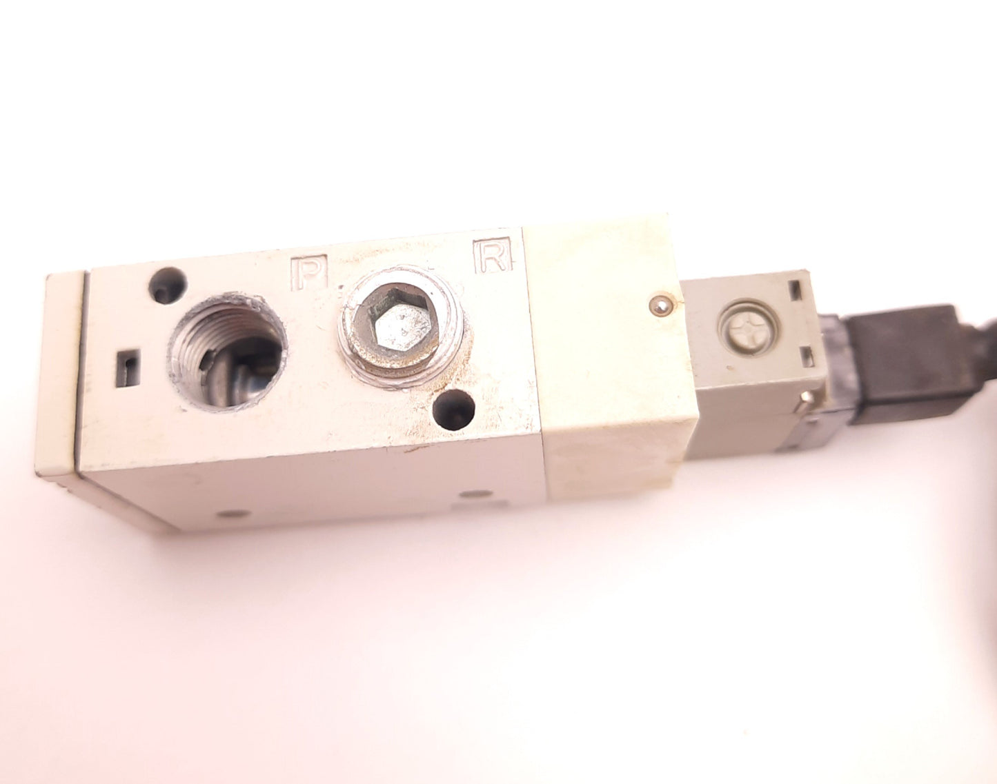 Used SMC SYJ712M-Sl0Z-01T Solenoid Valve, 3 Ports, 0.7 MPa Max, 1/8" NPT, DC
