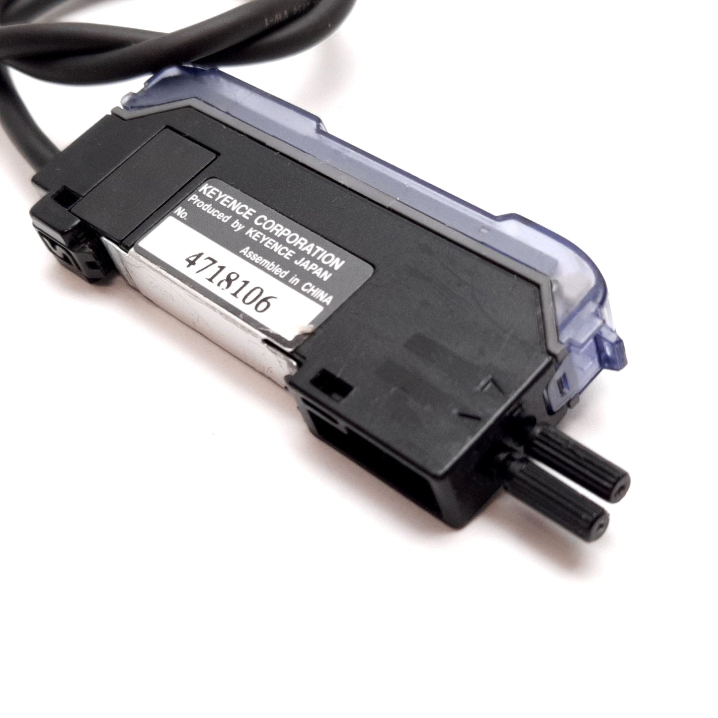 Used Keyence FS-V21R Fiber Optic Photoelectric Sensor Amplifier Red LED 12-24VDC NPN