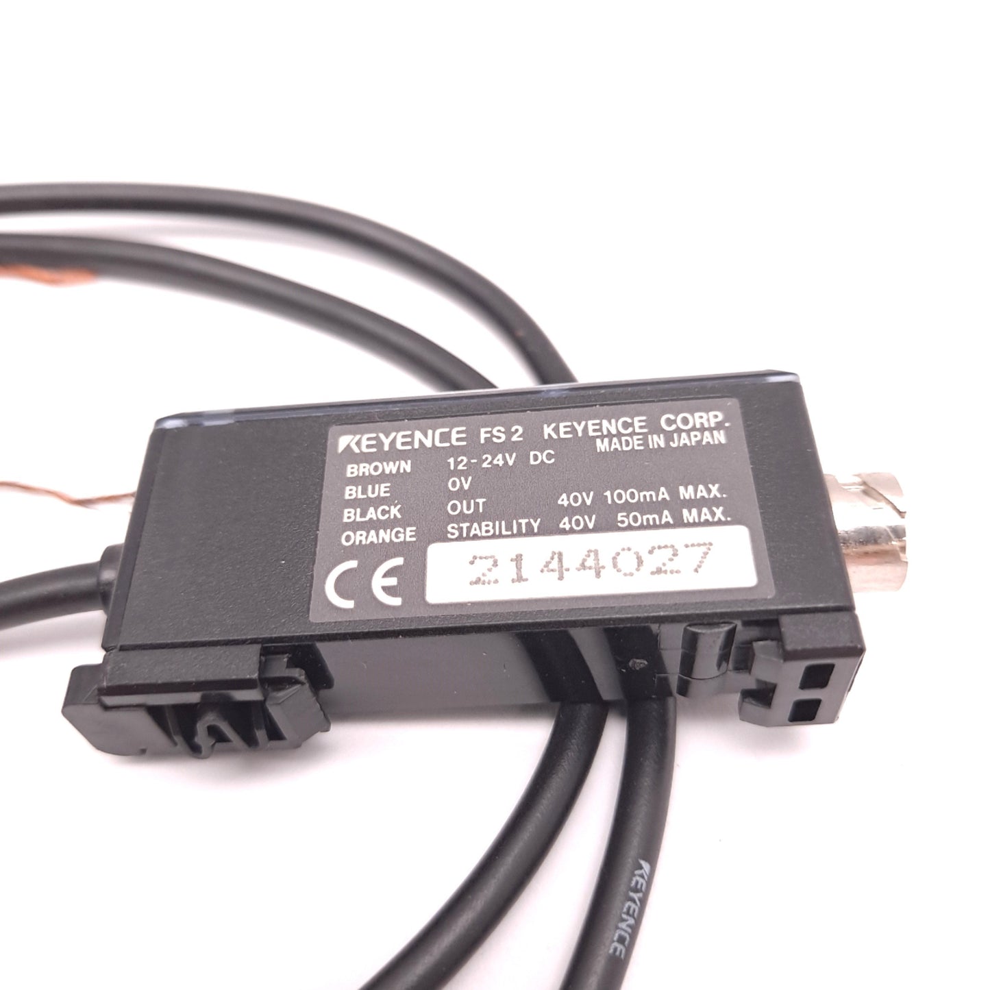 Used Keyence FS2-60 Fiber Amplifier Photoelectric Sensor 12-24VDC 35mA NPN