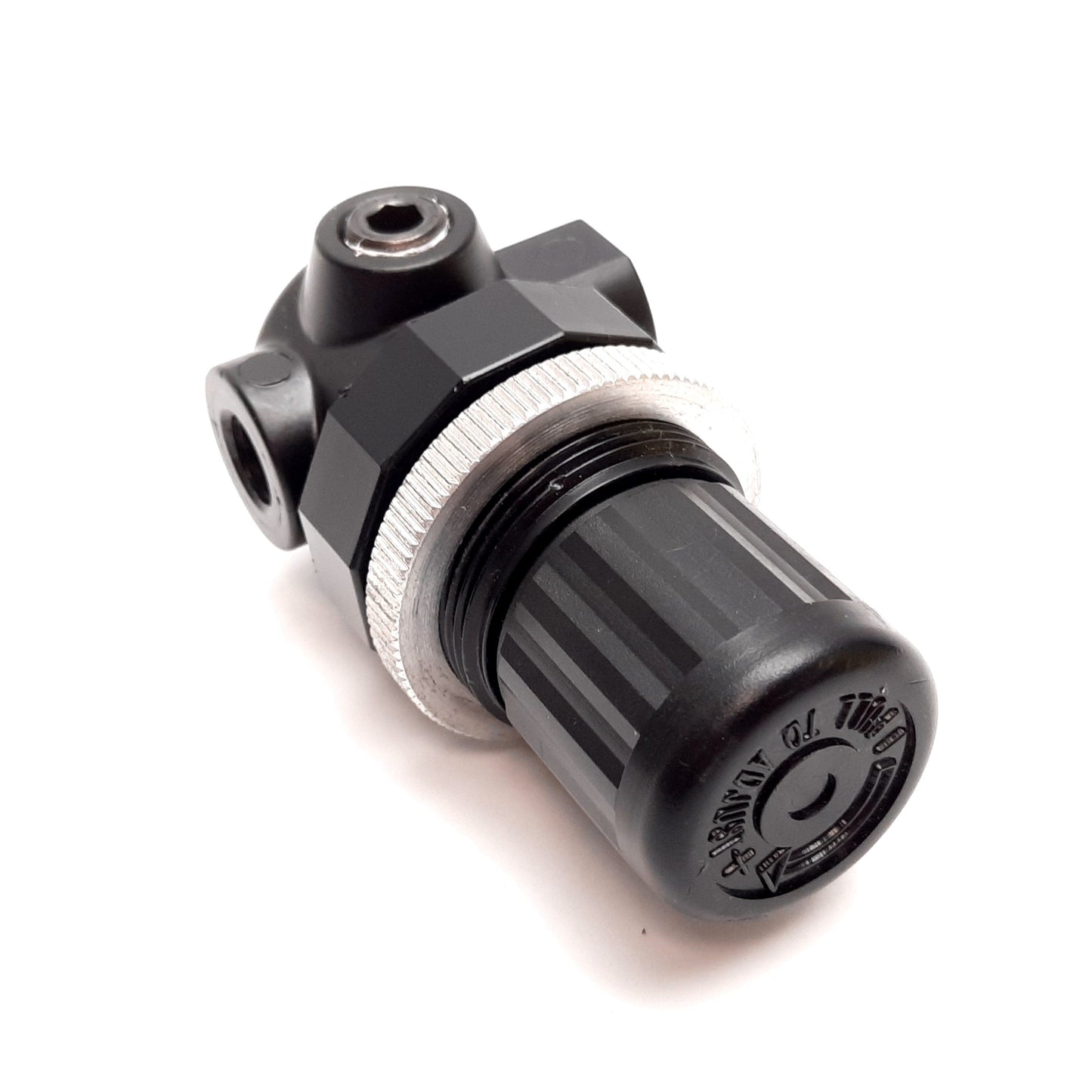 Used Norgren R07-100RGKA Pressure Regulator, In: 300psi Max, Out: 100psi, 1/8" NPT