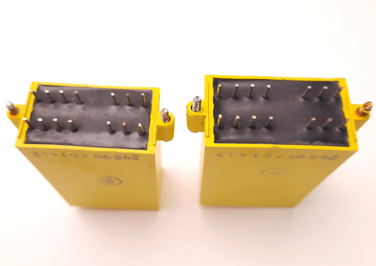 Used Lot of 2 Gordos IAC5Q I/O Relay Module 90-140v 60Hz AC In, 50mA 30v DC Out