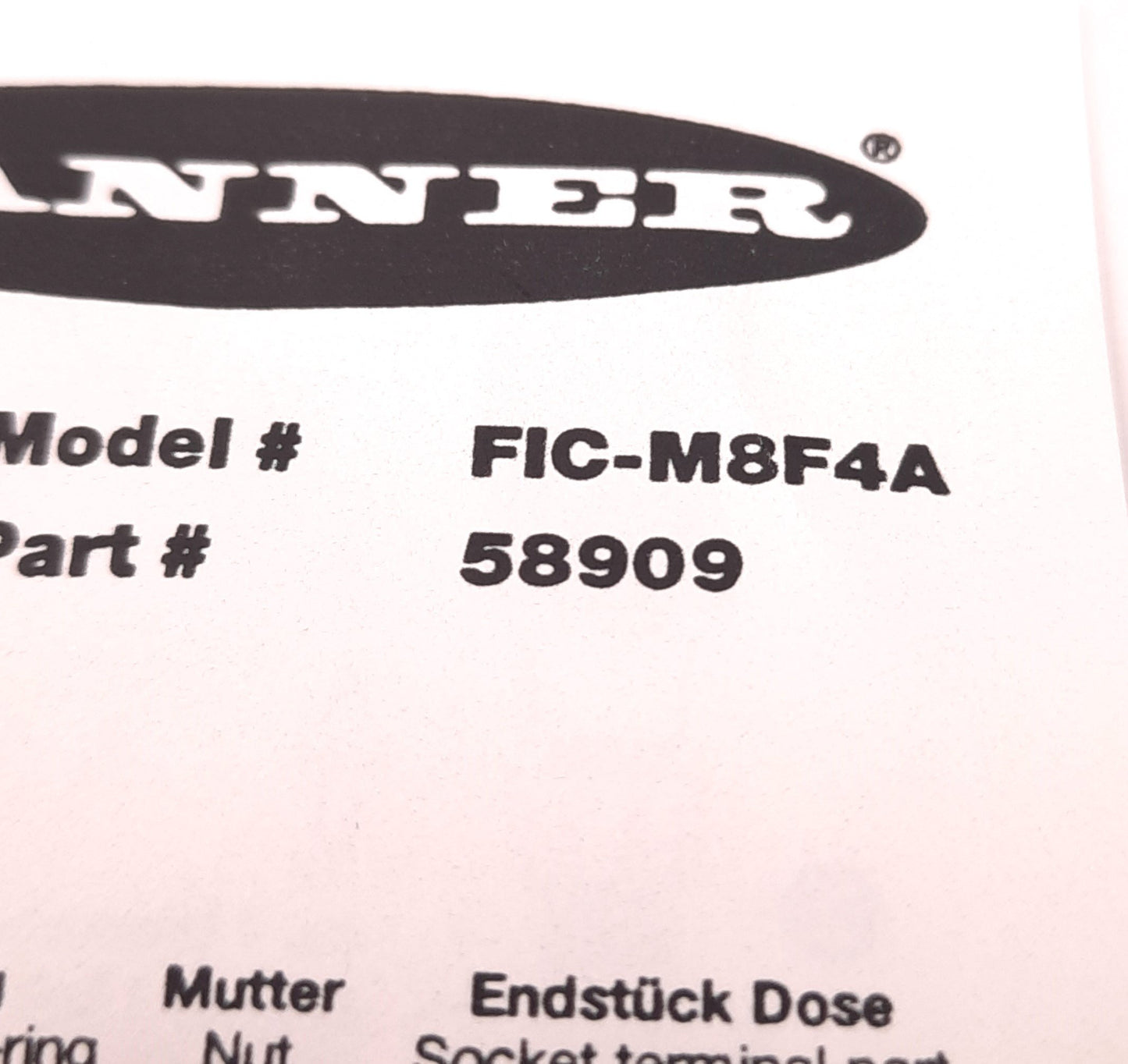 New – Open box Lot of 2 Banner FIC-M8F4A Right Angle Connector Plug, M8 Female, IP67