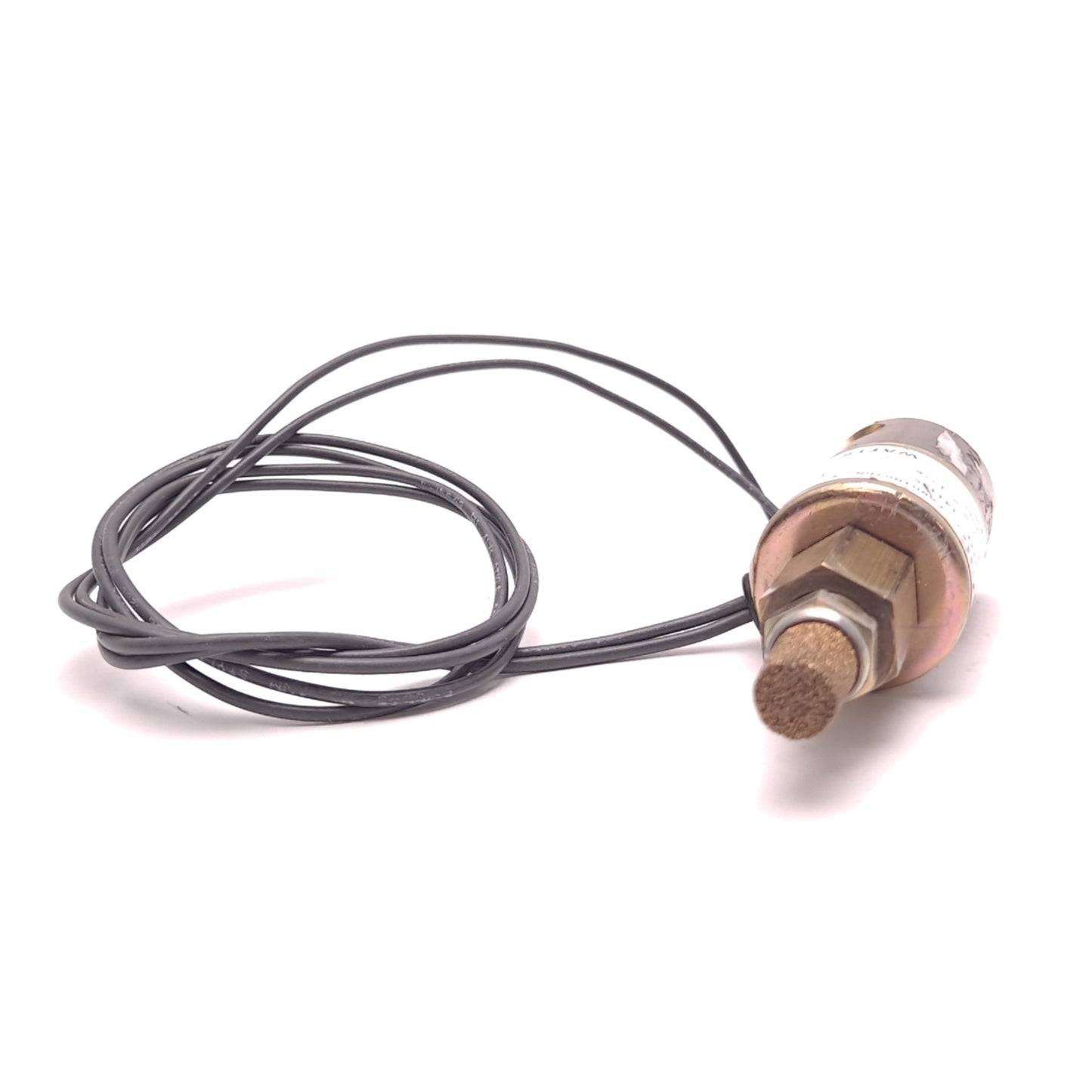 Used Kip Inc. 141155 Grommet Housing Voltage: 24VDC 6W Ports: 1/8"NPT