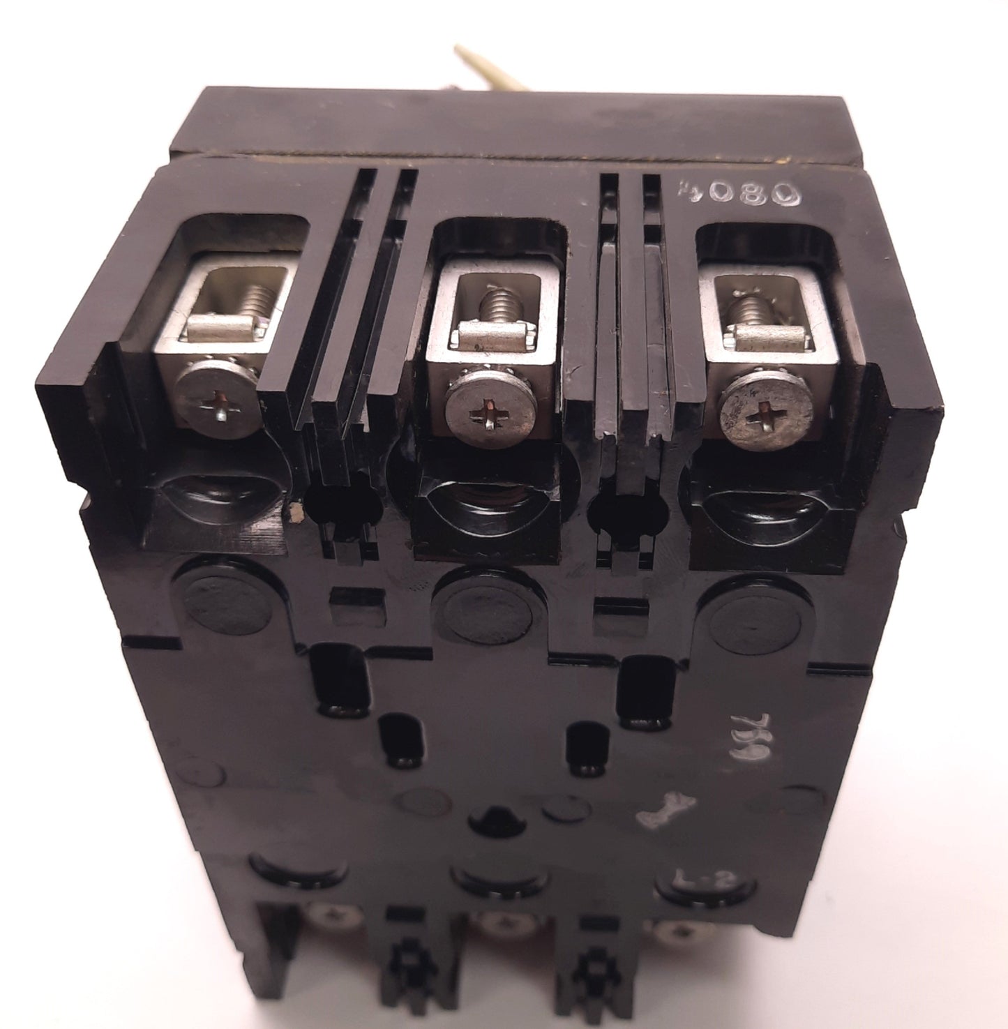 Used General Electric TED134080 Circuit Breaker 3 Poles 80 Amp 480v AC w/ Switch