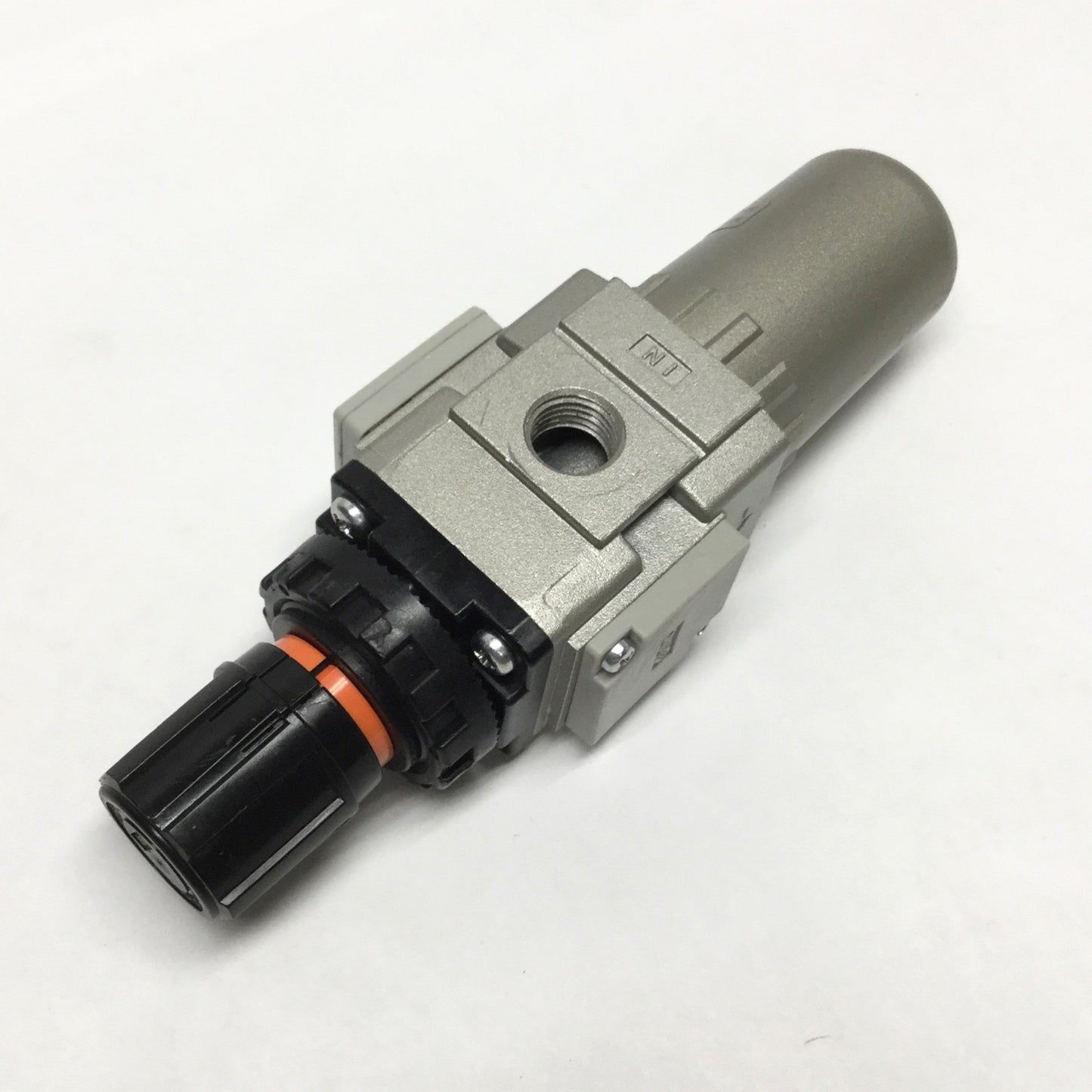 Used SMC AW20-N02BE-2Z Pressure Regulator/Filter, 1/4" NPT, 7-125psi, Built-In Gauge