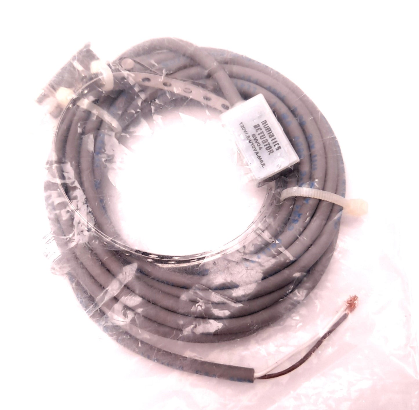 New Numatics SW04 Reed Switch Sensor 120V .6 Amps 10 Watts 2 Flying Leads