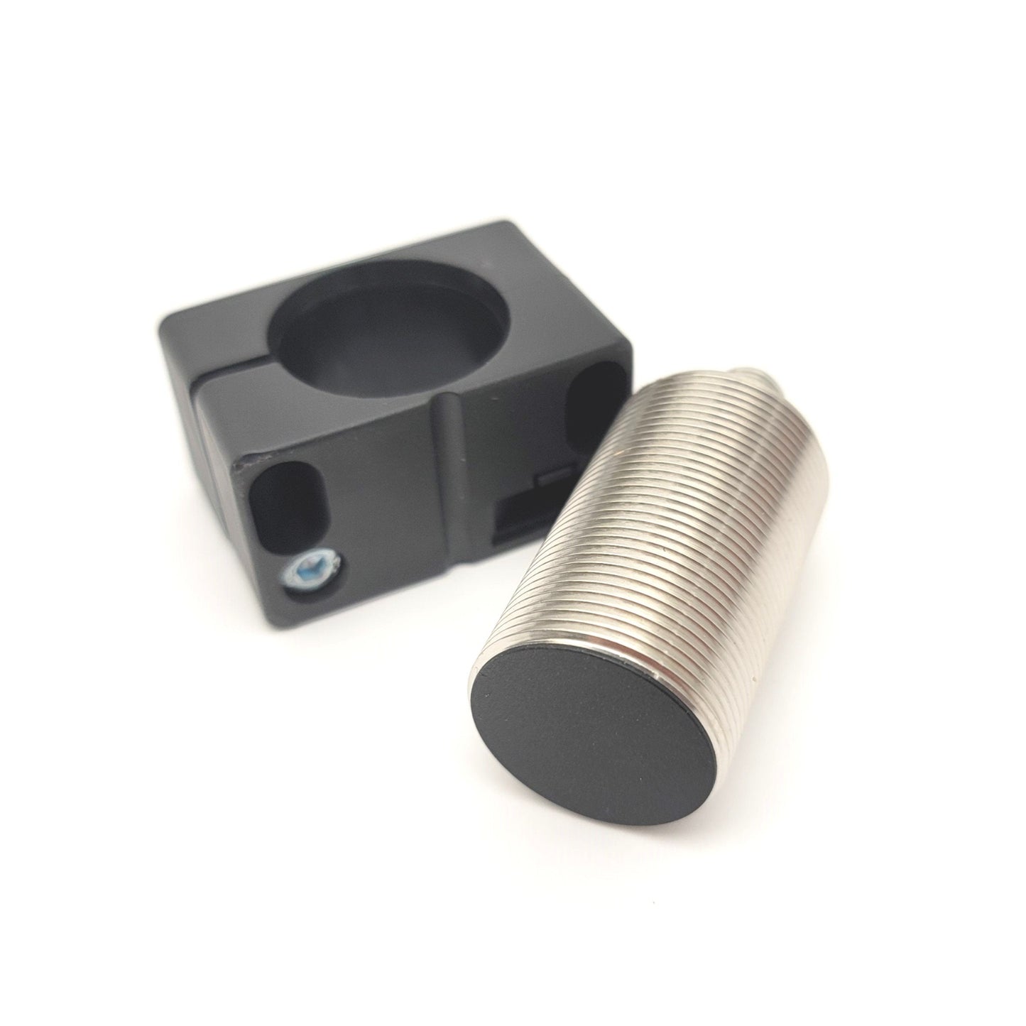 Used Balluff BES M30MI-PSC15B-S04G BES00AF Inductive Proximity Sensor M30x1.5, PNP NO