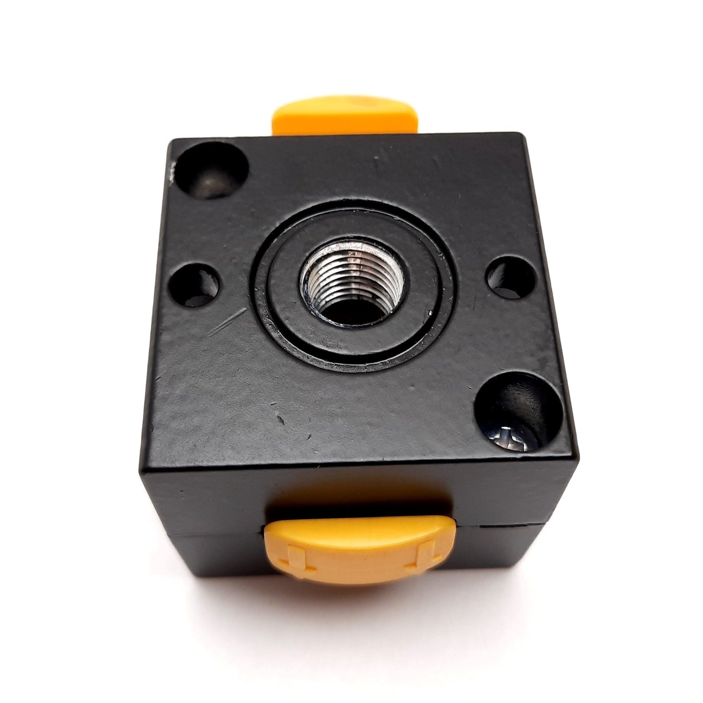 Used Watts SV75-02 Shut Off Lockout Valve, Ports: 1/4" NPT, Pressure: 300psi Max