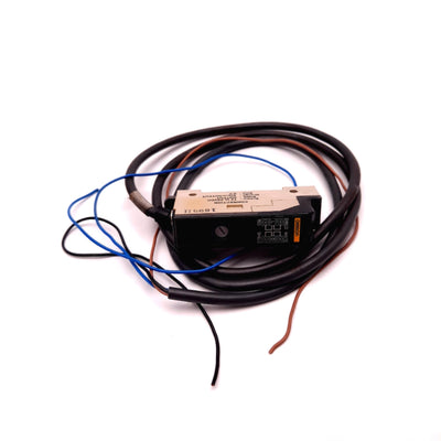 Used Omron E3C-JC4P Amplifier Sensor Transducer 12-24VDC 50mA NPN Din Rail