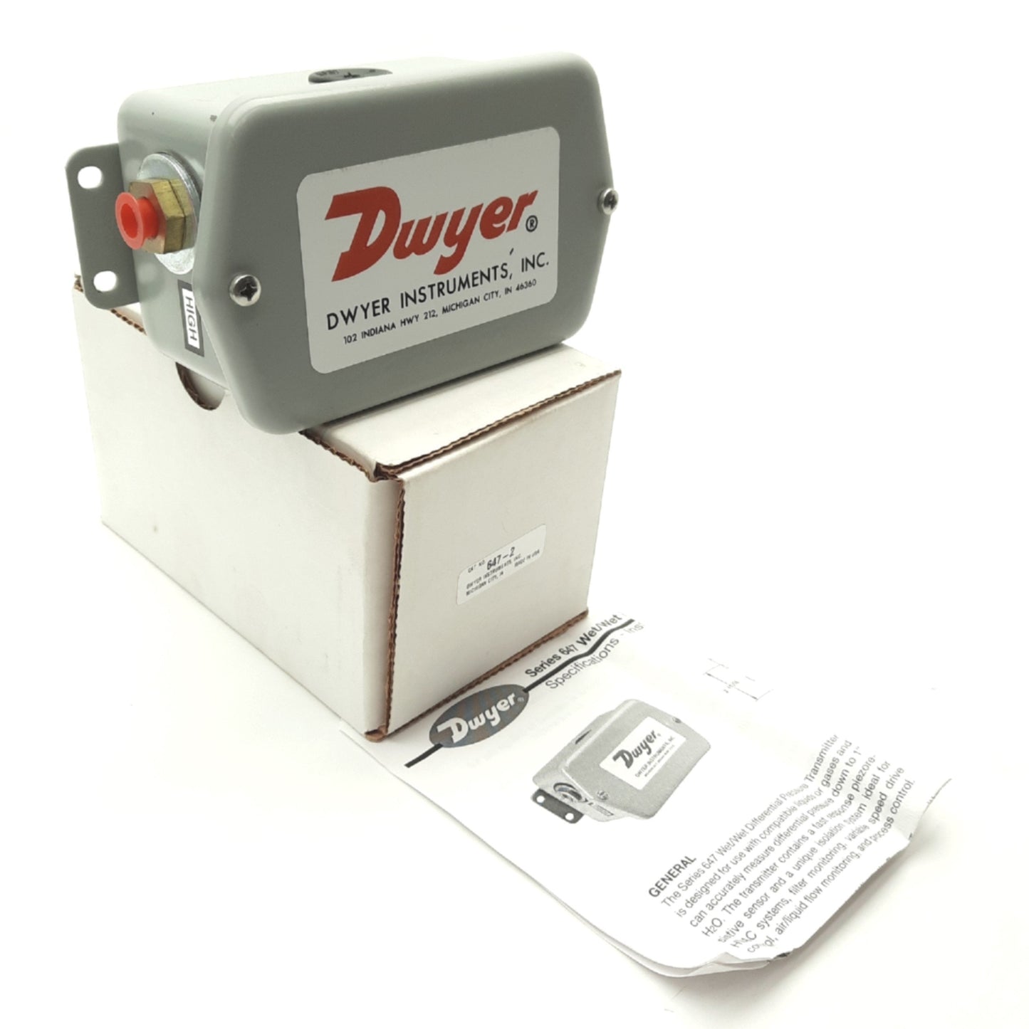New Dwyer 647-2 Wet/Wet Differential Pressure Transmitter 0-25"WC to 4-20mA 18-30VDC