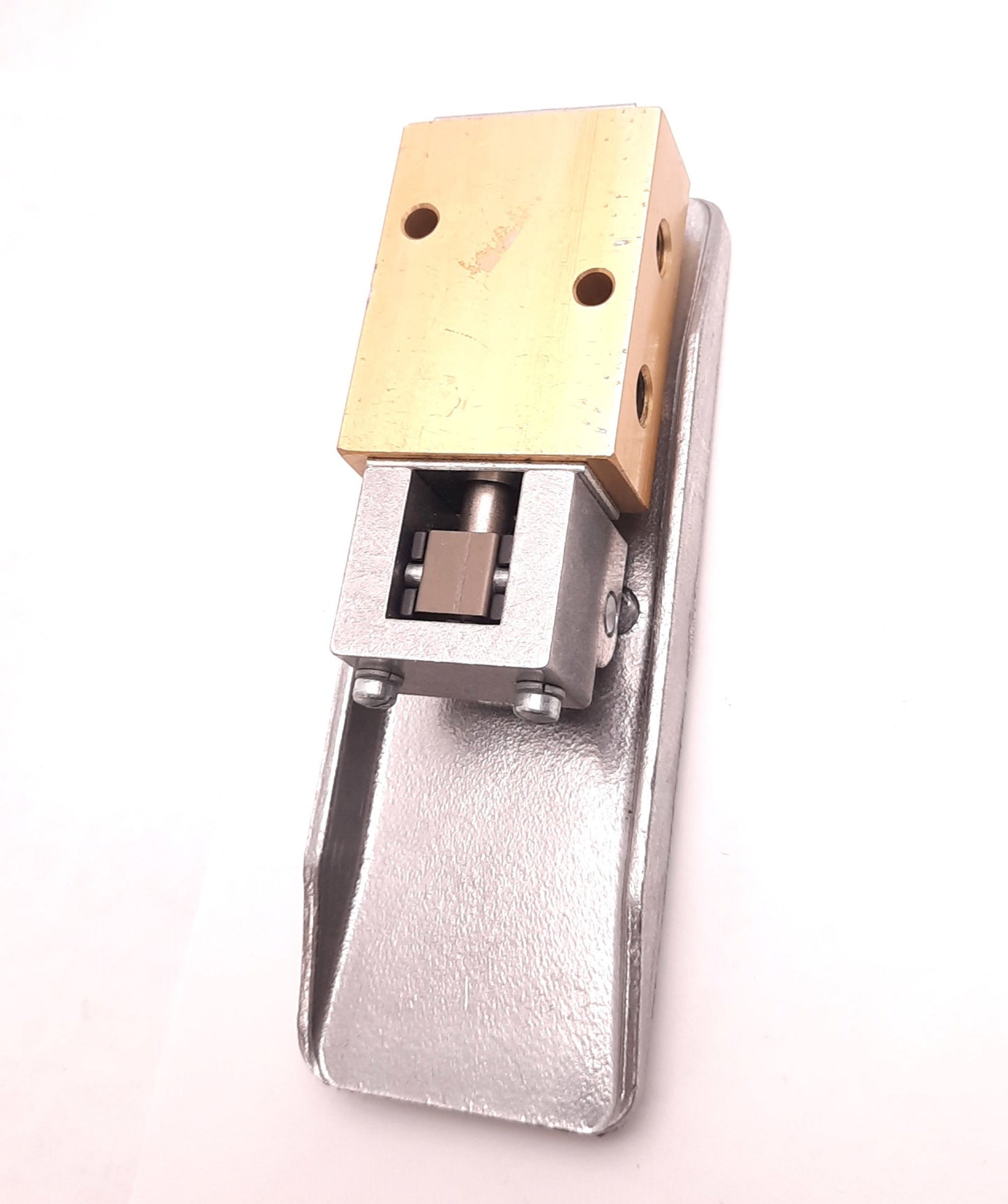 Used Air-Mite V3109 Foot Treadle Valve 3-Way Normally Closed 1/8" NPT Manual Return