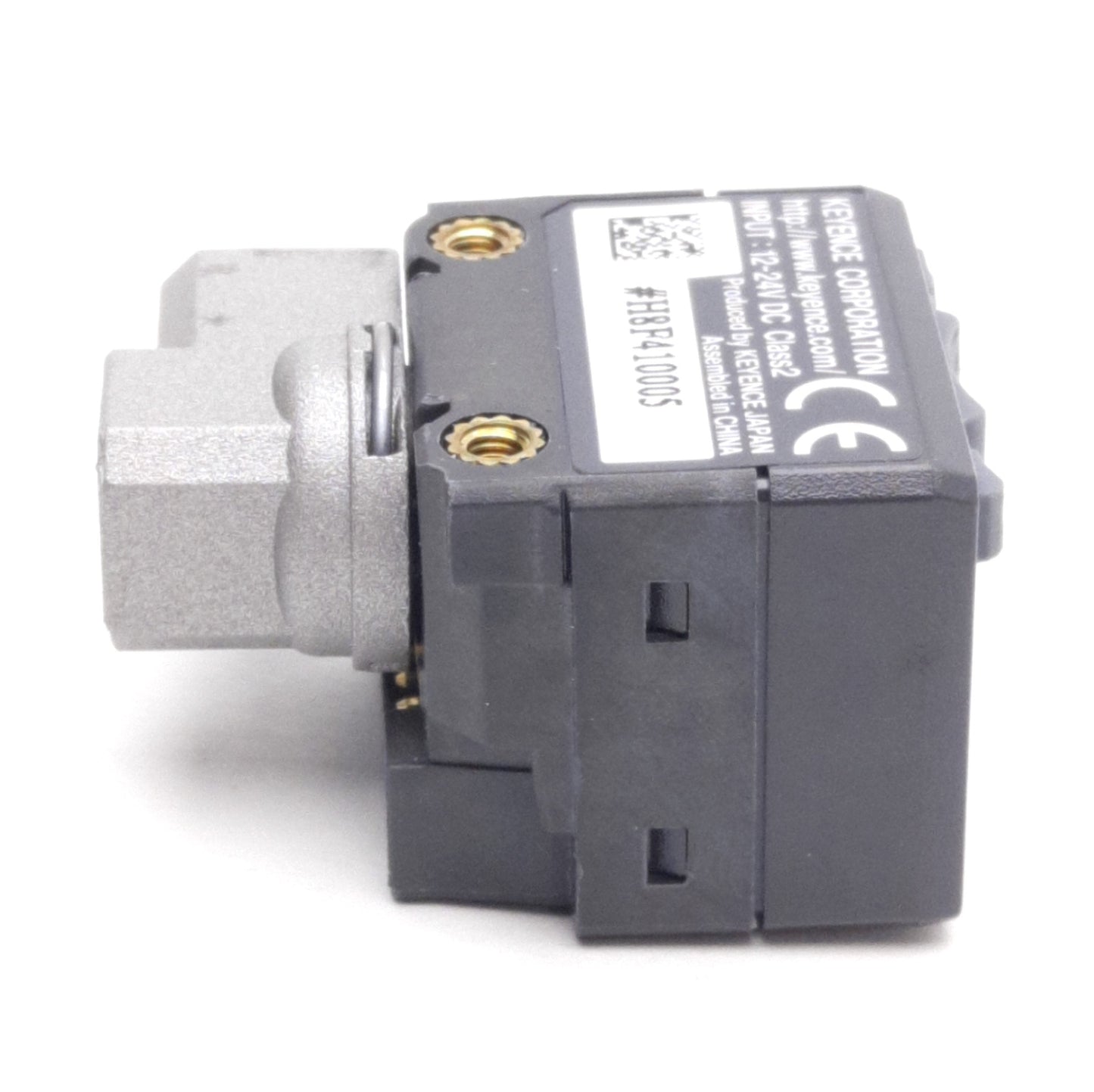 Used Keyence AP-C33K Digital Pressure Sensor 12-24VDC Panel Mount, NPN, 0-145psi