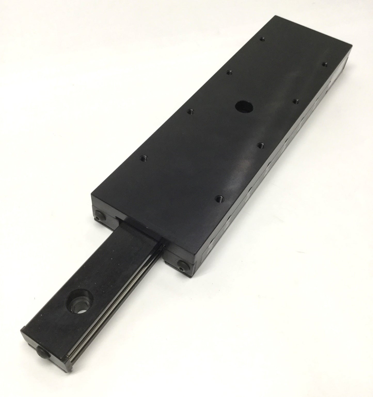 Used Parker 4606 Manual Linear Ball Bearing Slide, 6" Travel, 9" x 2.62" x 1" Stage