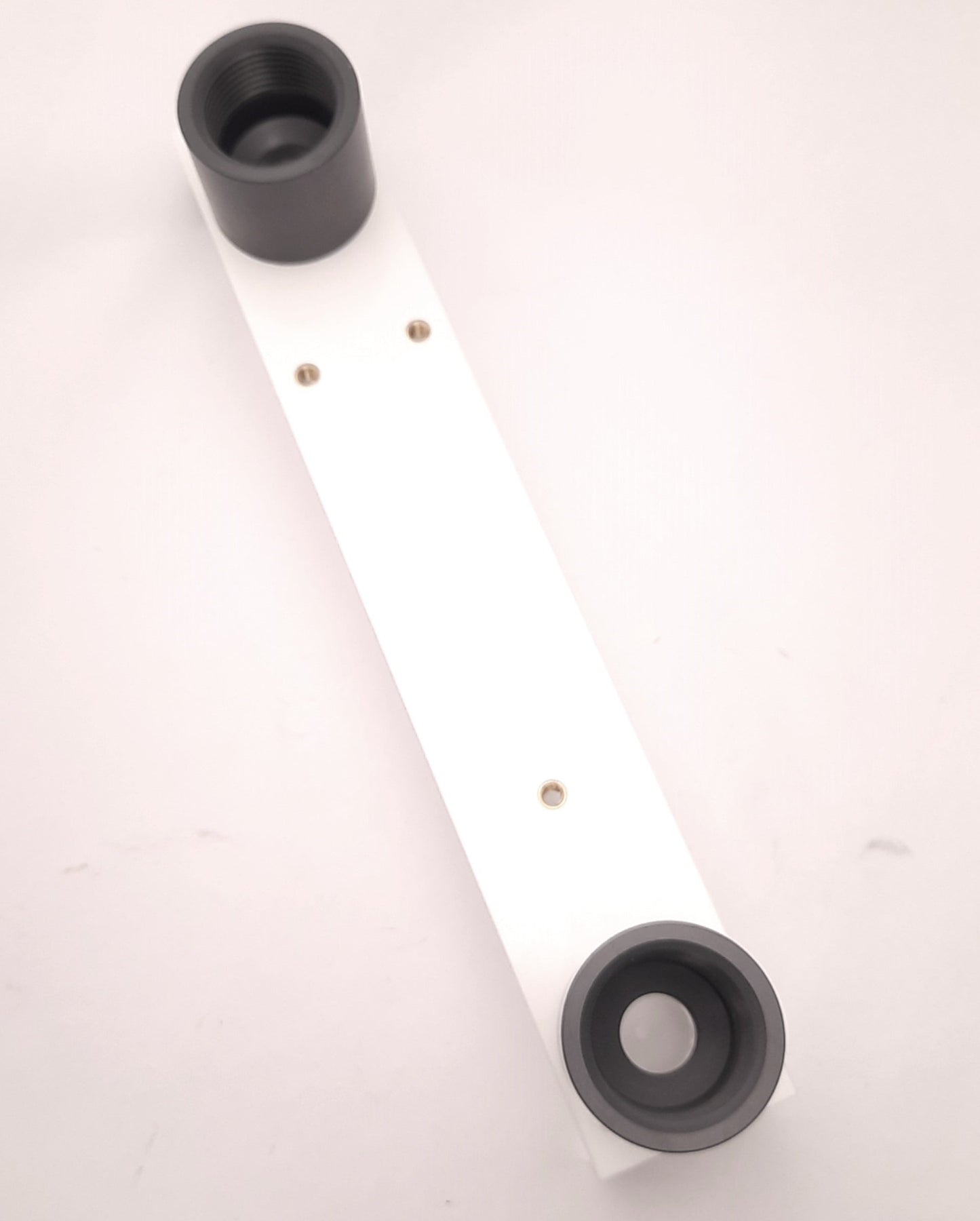 For parts or not working Dwyer VFC-123 Flow Meter 0 to 100 SCFM 100Psig Max, 2% Accuracy 1" NPT, No Float