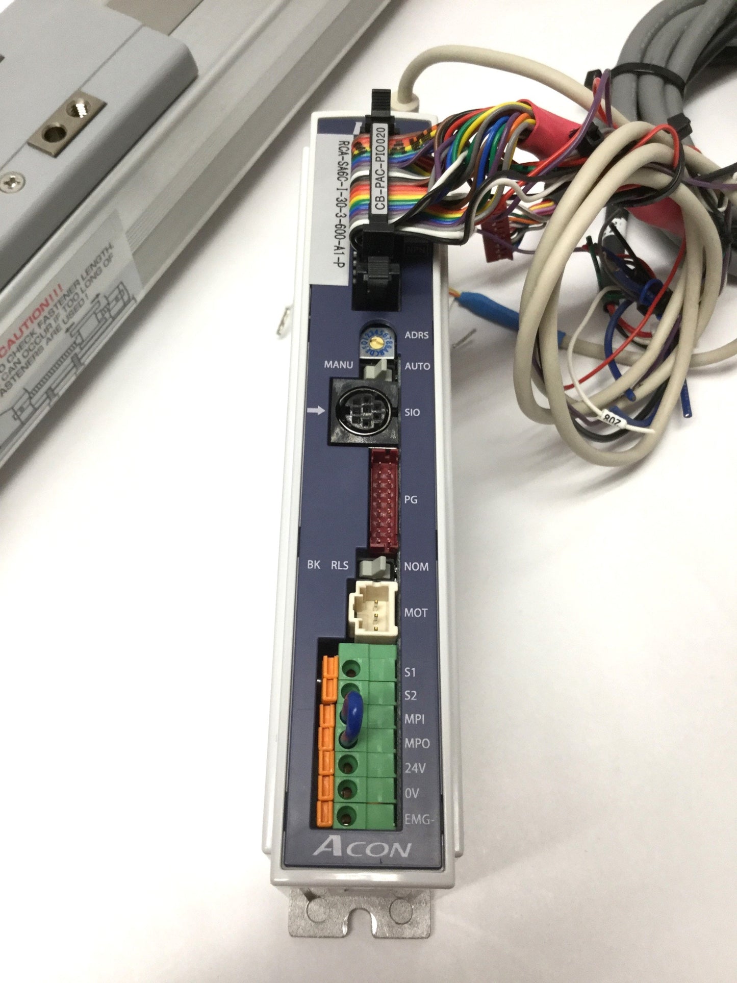 Used IAI RCA-SA6C ROBO Cylinder Linear Ball Screw Actuator w/Paired Controller 600mm