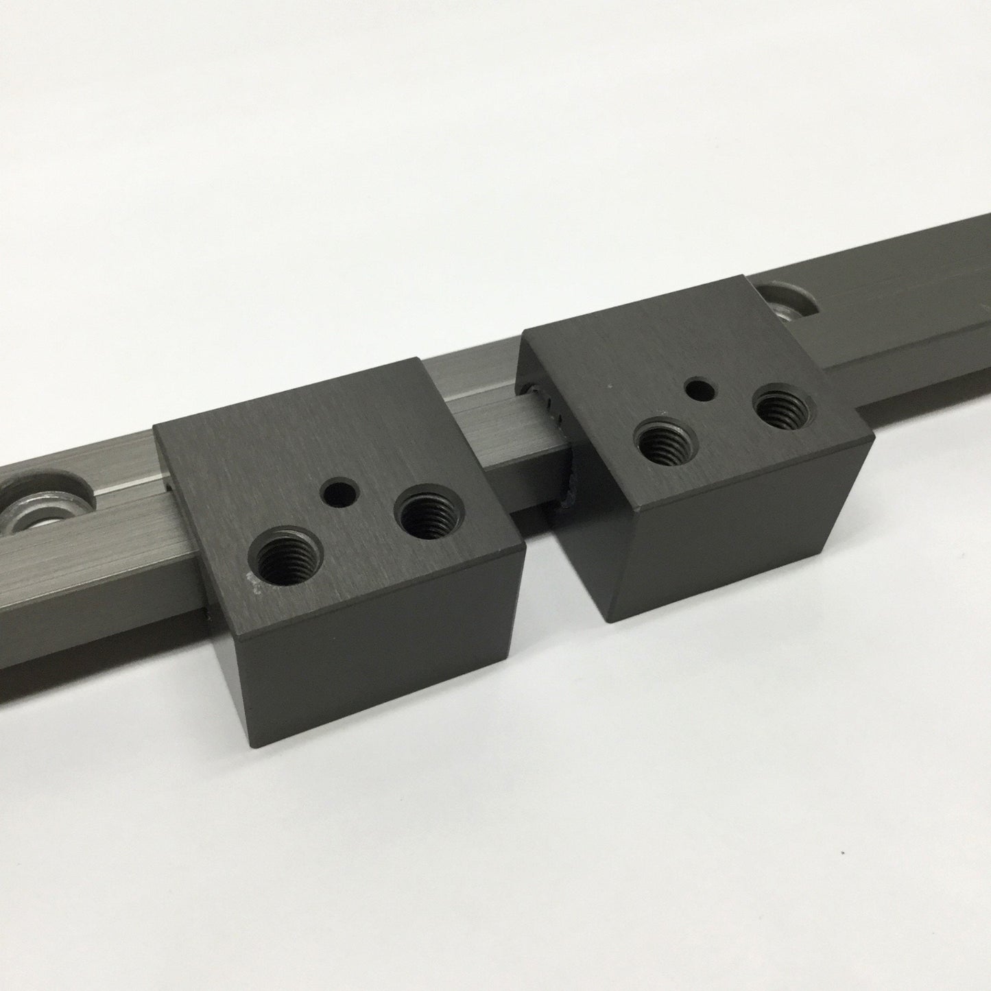 Used Igus WSQ-16 DryLin Square Profile Single-Rail 400mm Long w/ 2x Pillow Blocks